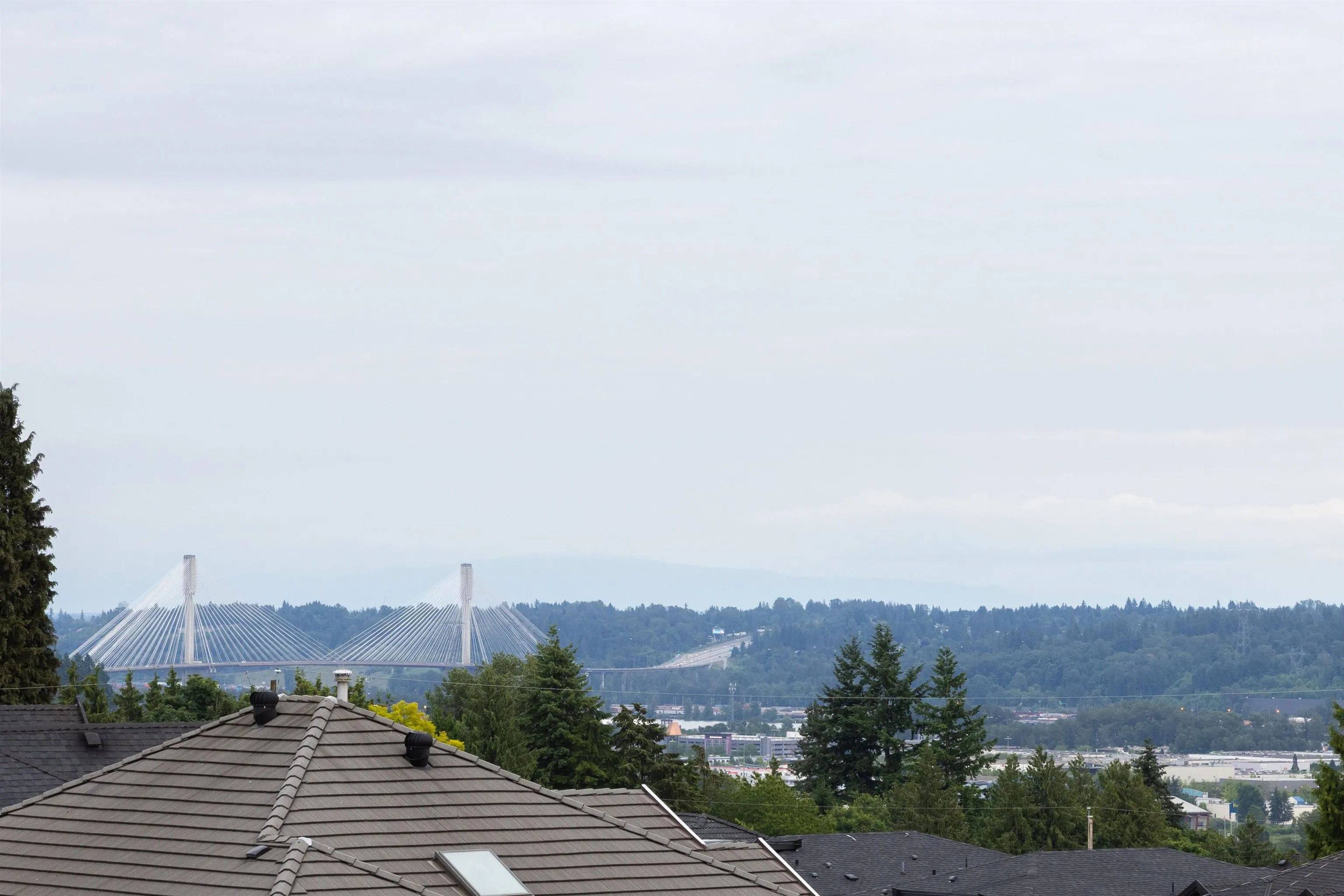 102 914 Rochester Avenue