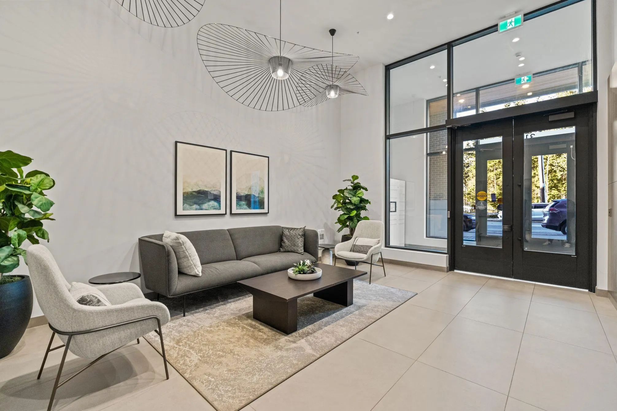 612 3131 Murray Street