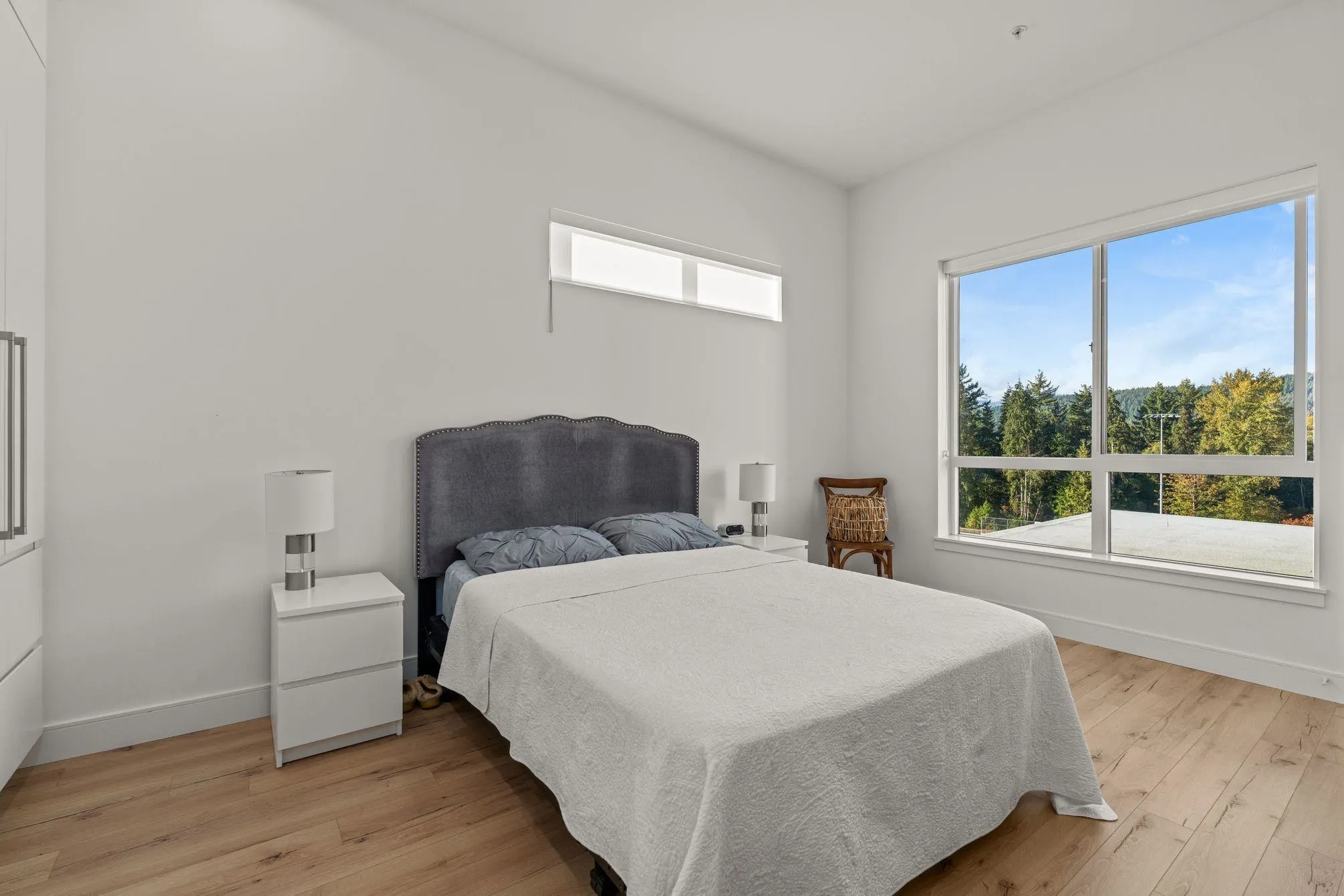 612 3131 Murray Street