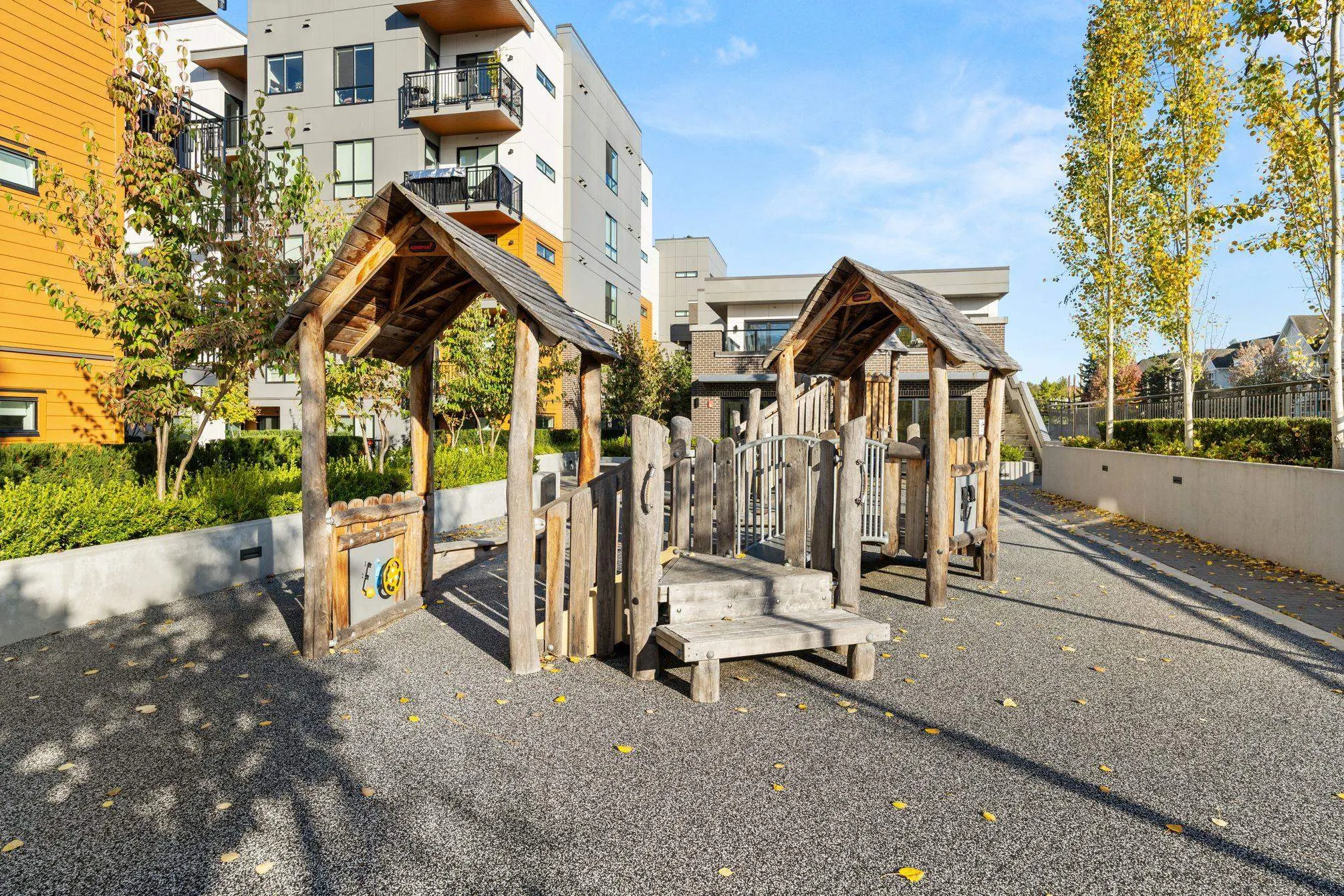 612 3131 Murray Street