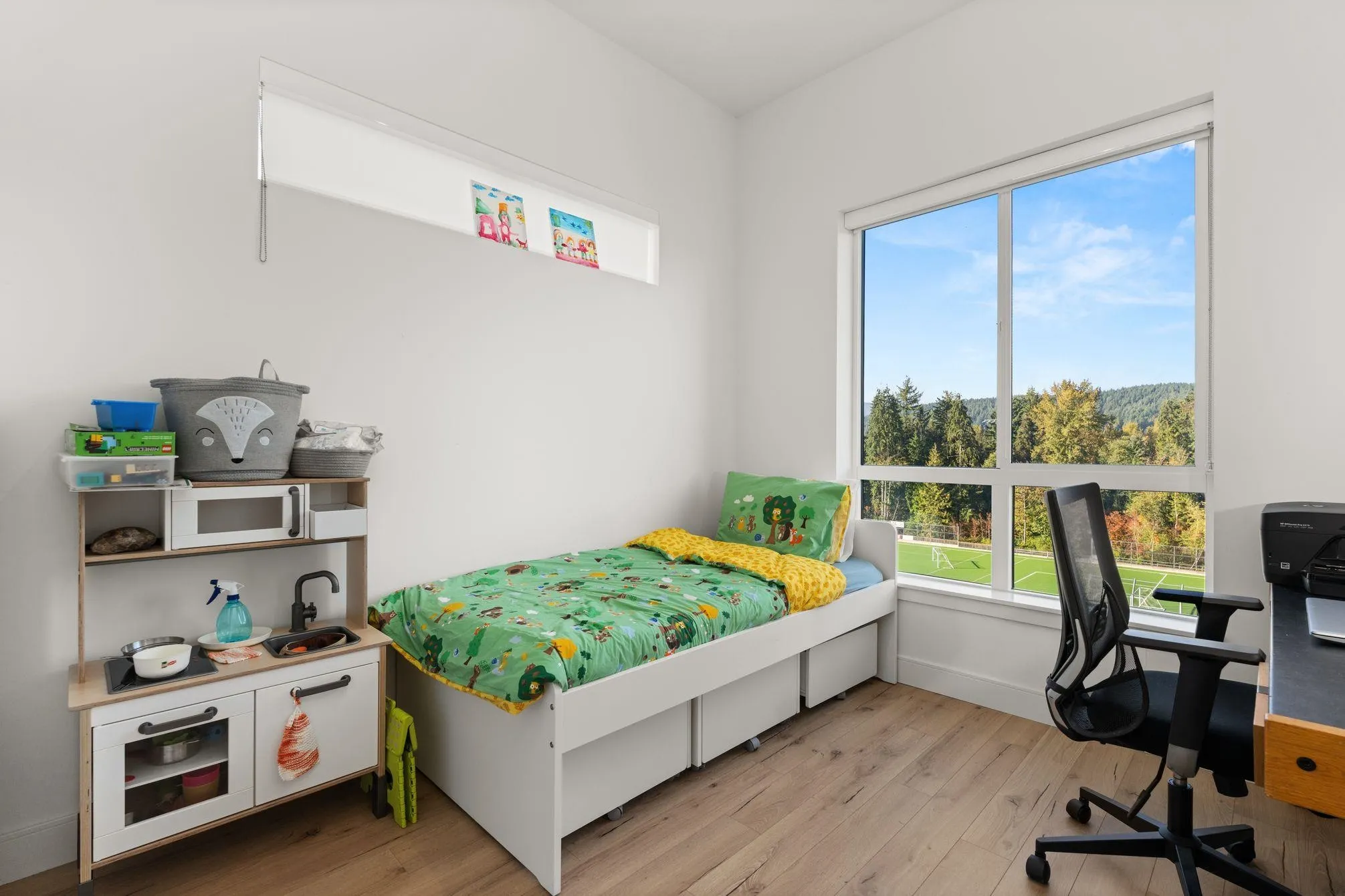 612 3131 Murray Street