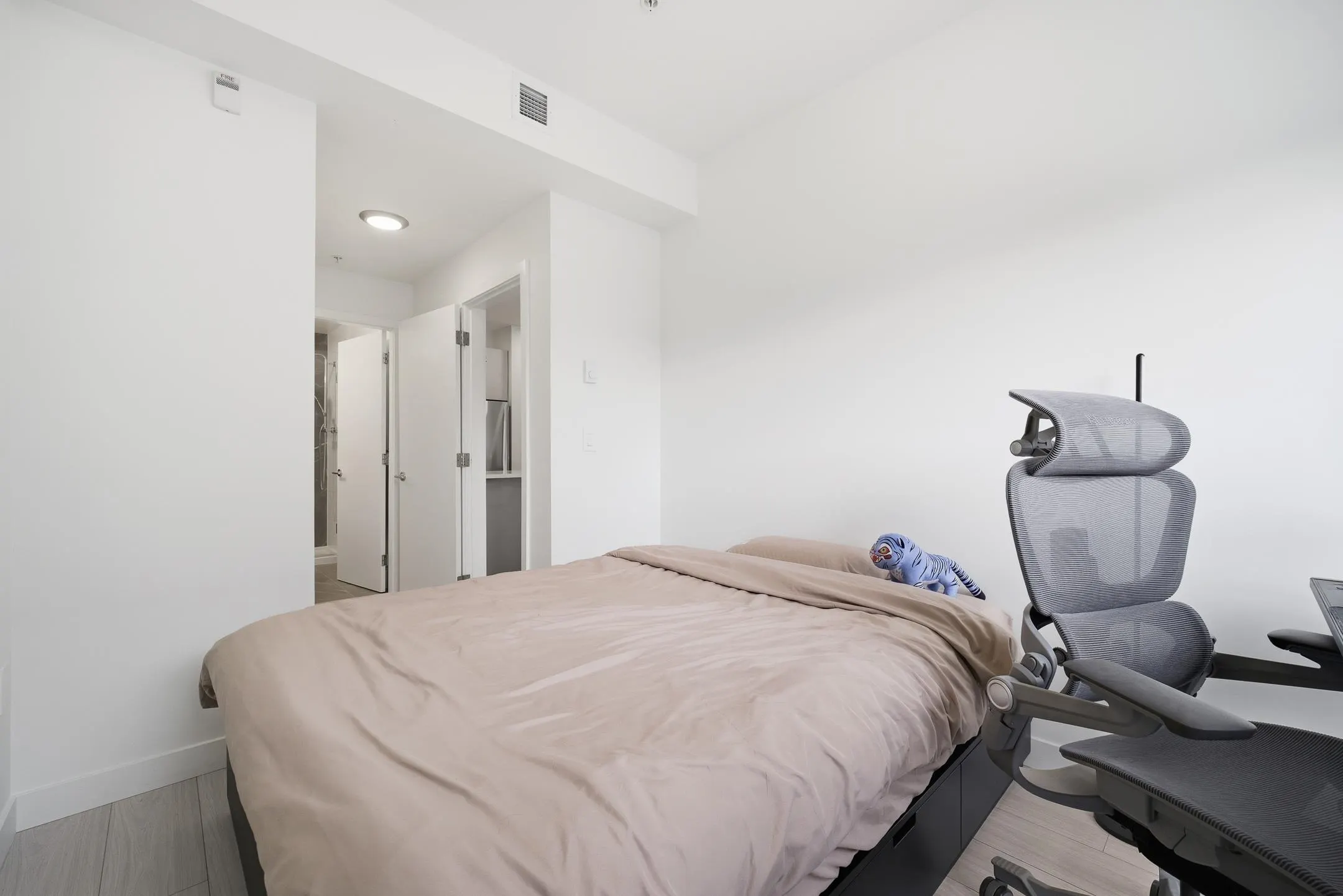225 10777 138 Street