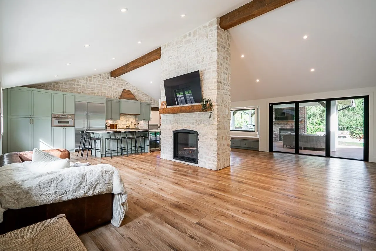 4650 Martingale Crescent