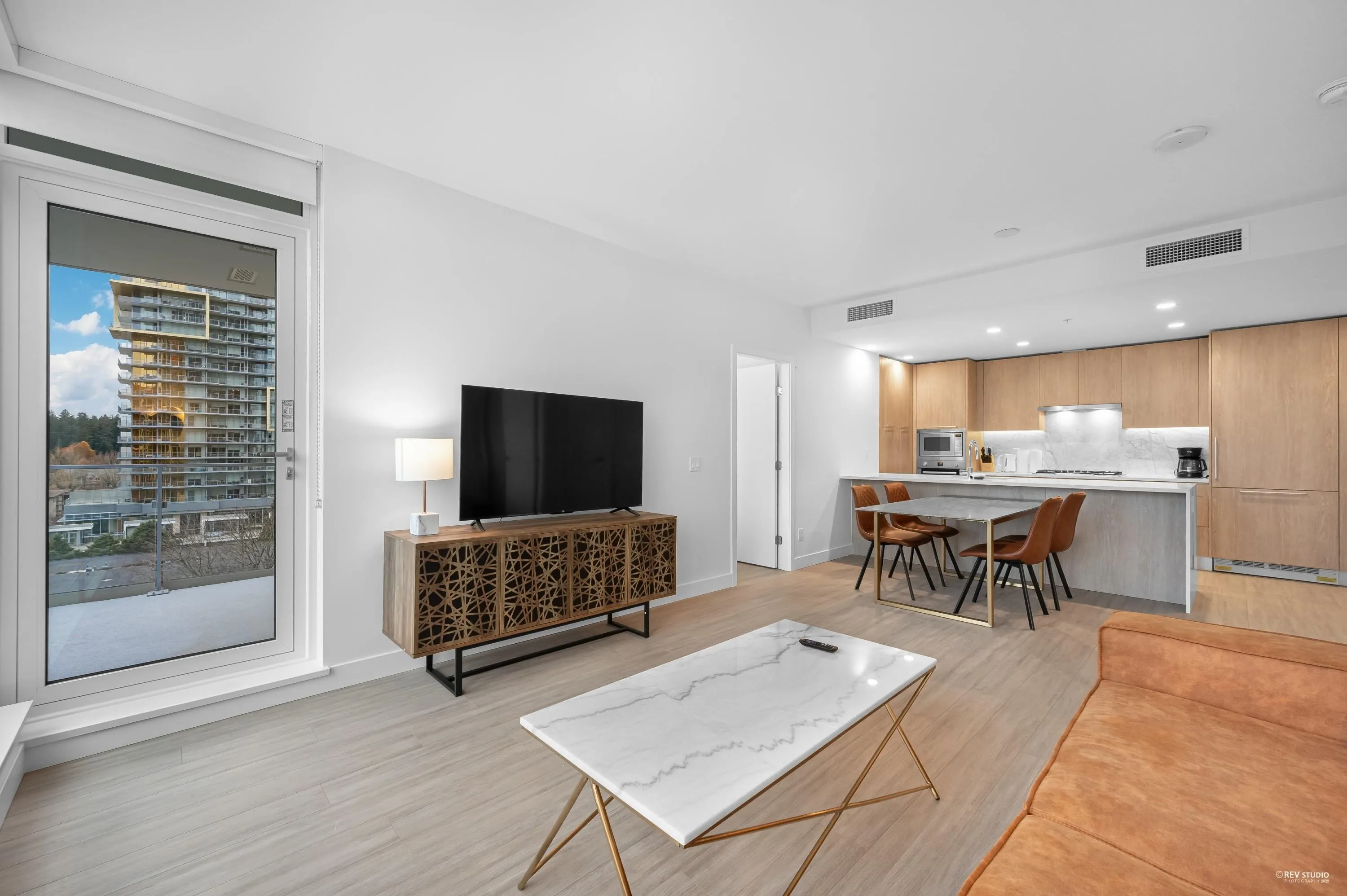 703 6398 Silver Avenue