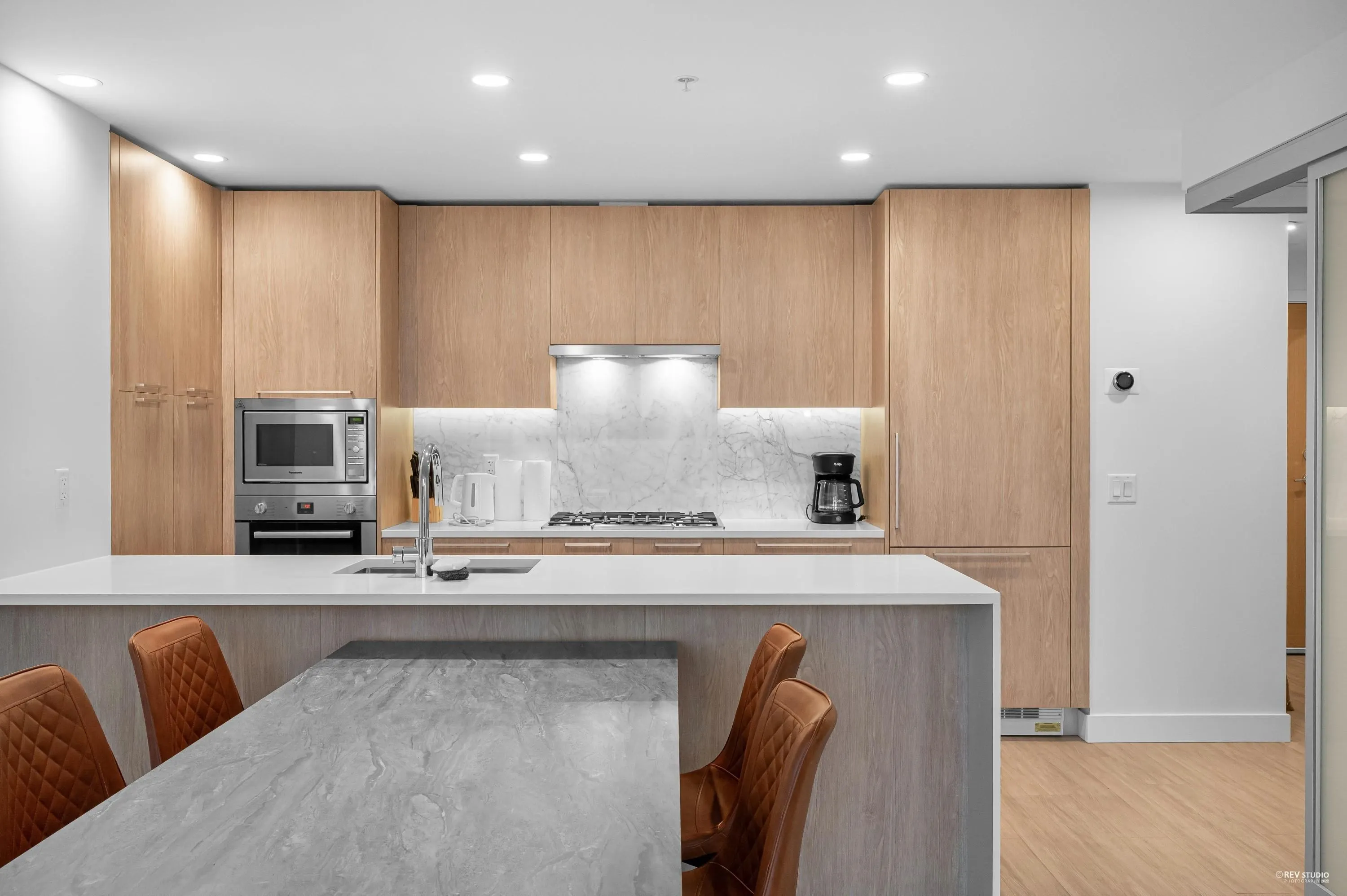 703 6398 Silver Avenue