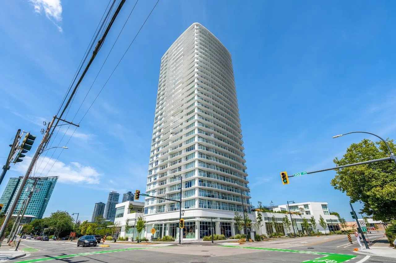912 13685 102 Avenue