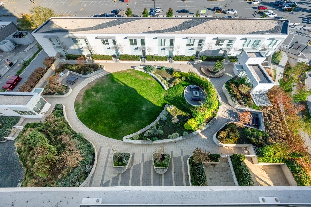 912 13685 102 Avenue