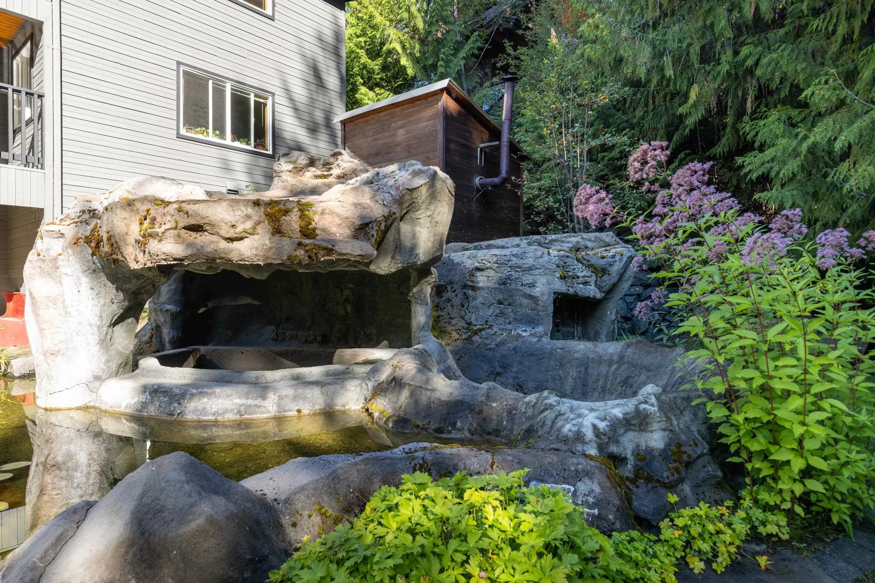 9548 Emerald Drive