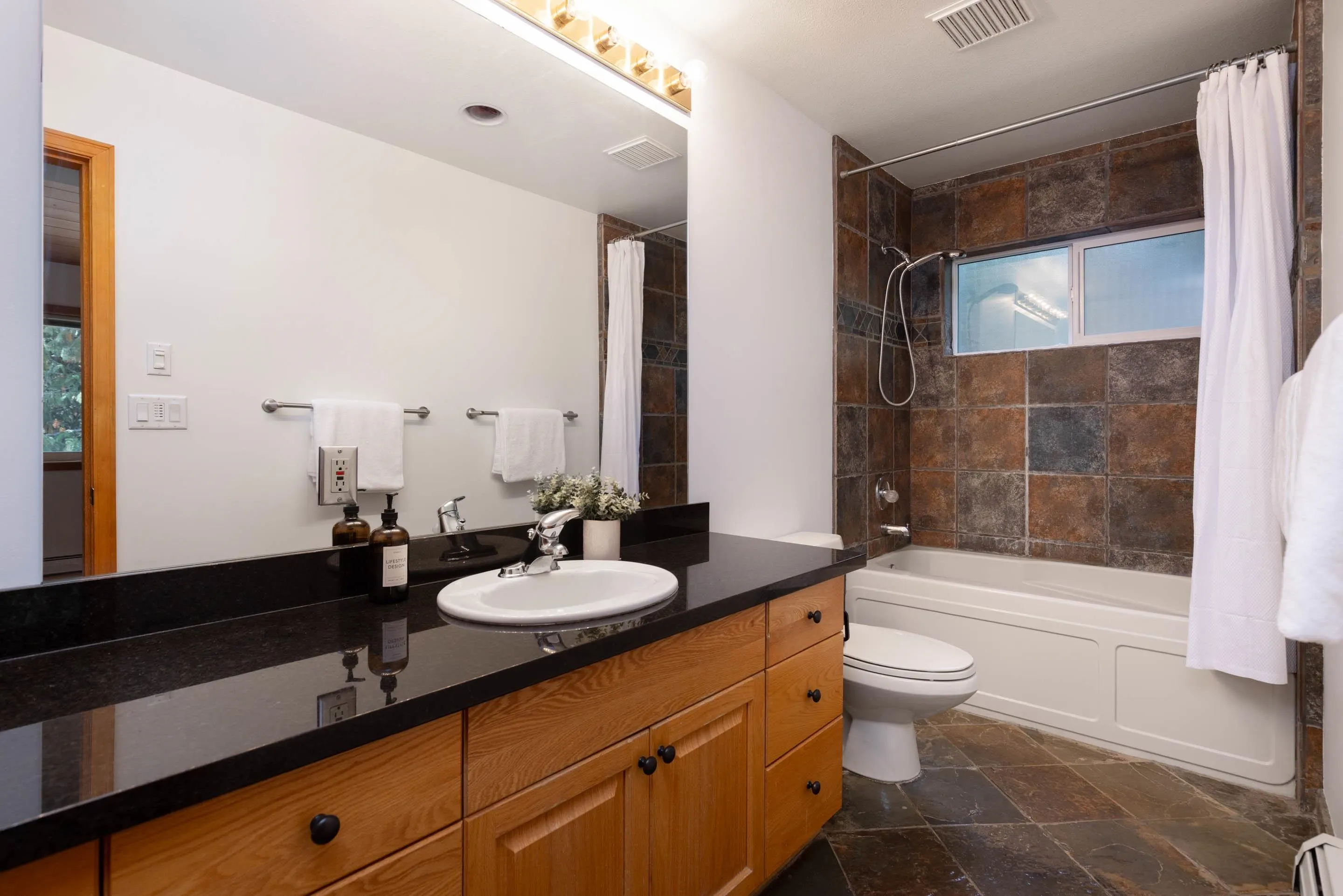 9548 Emerald Drive