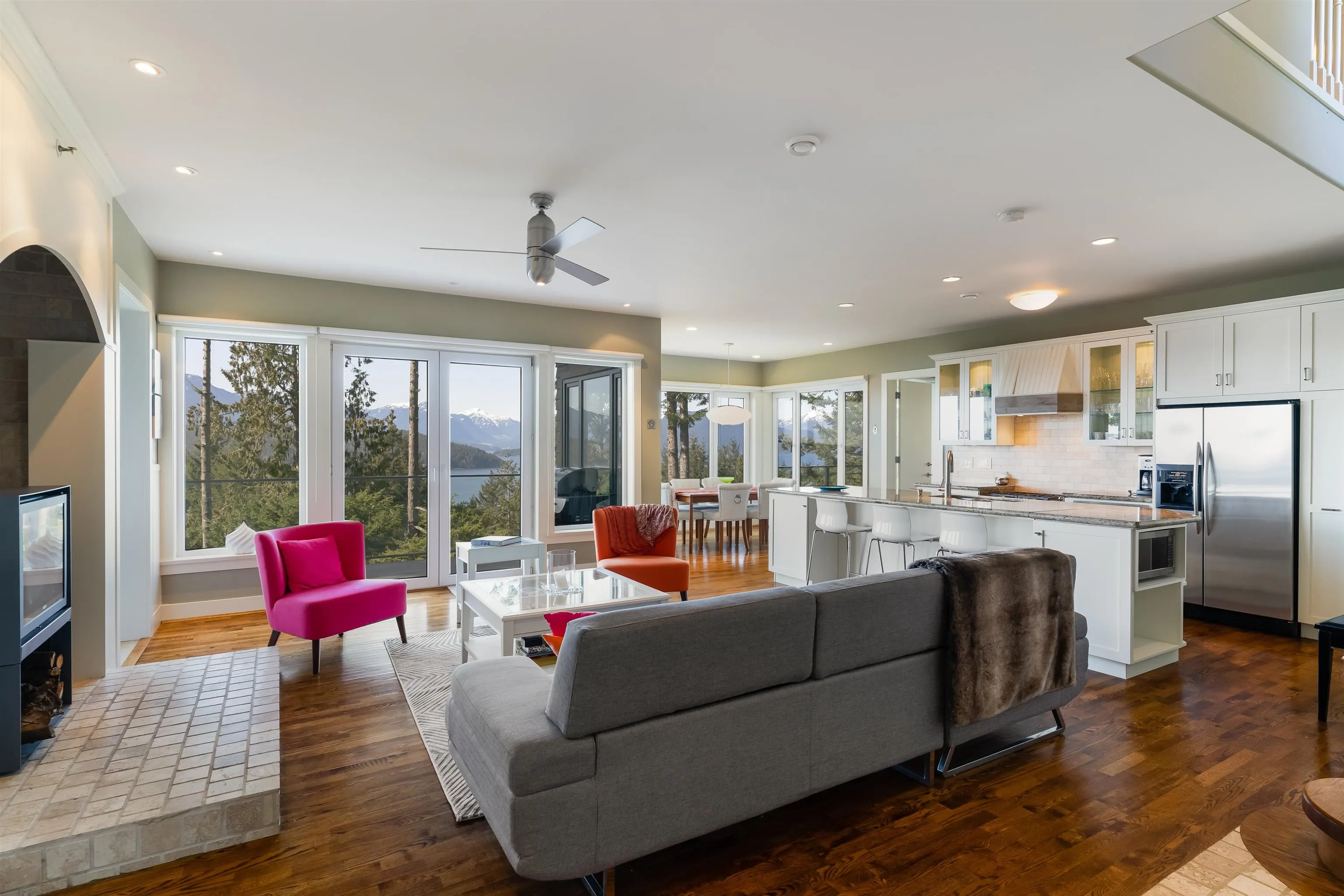 894 Schooner Lane