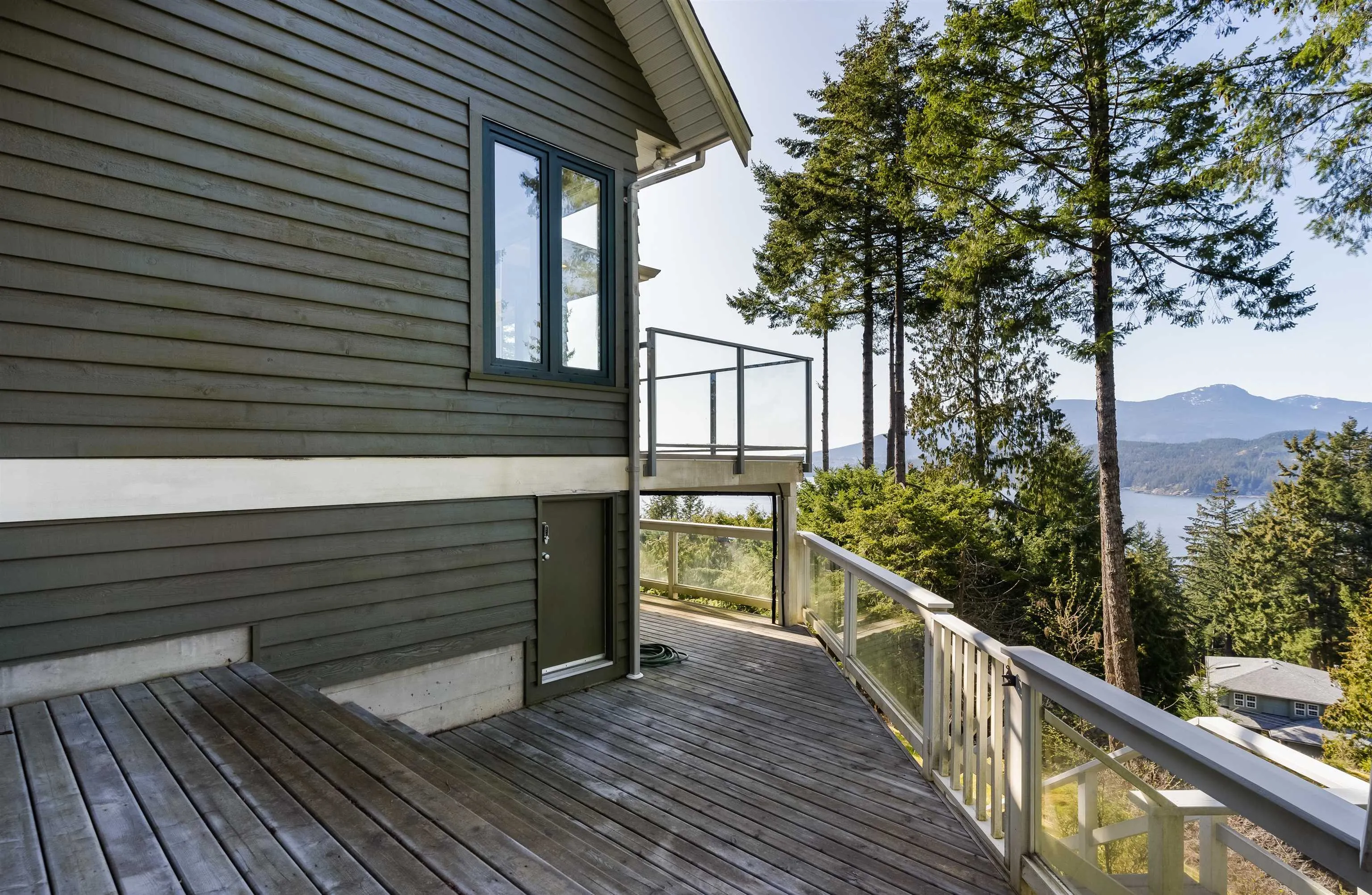 894 Schooner Lane