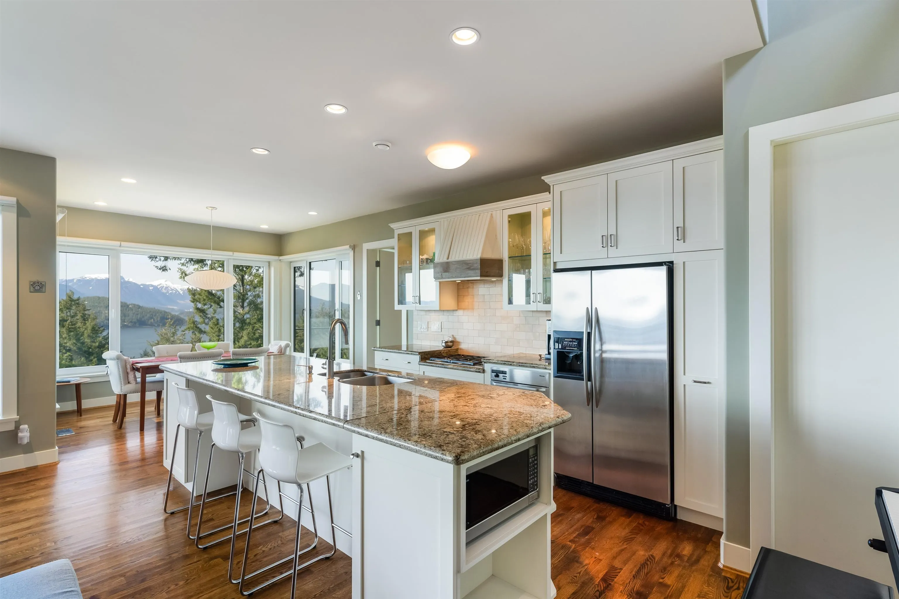 894 Schooner Lane