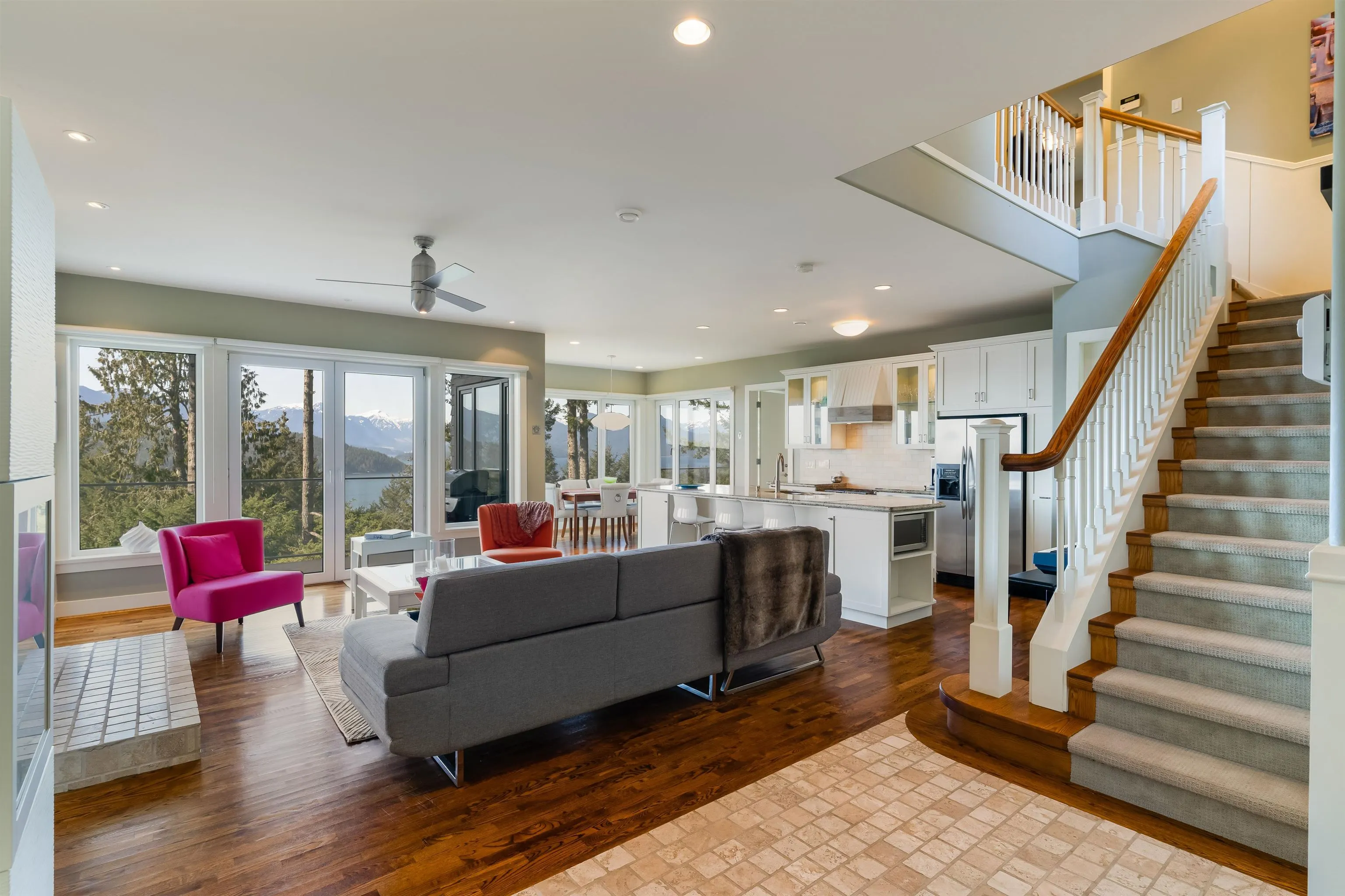 894 Schooner Lane