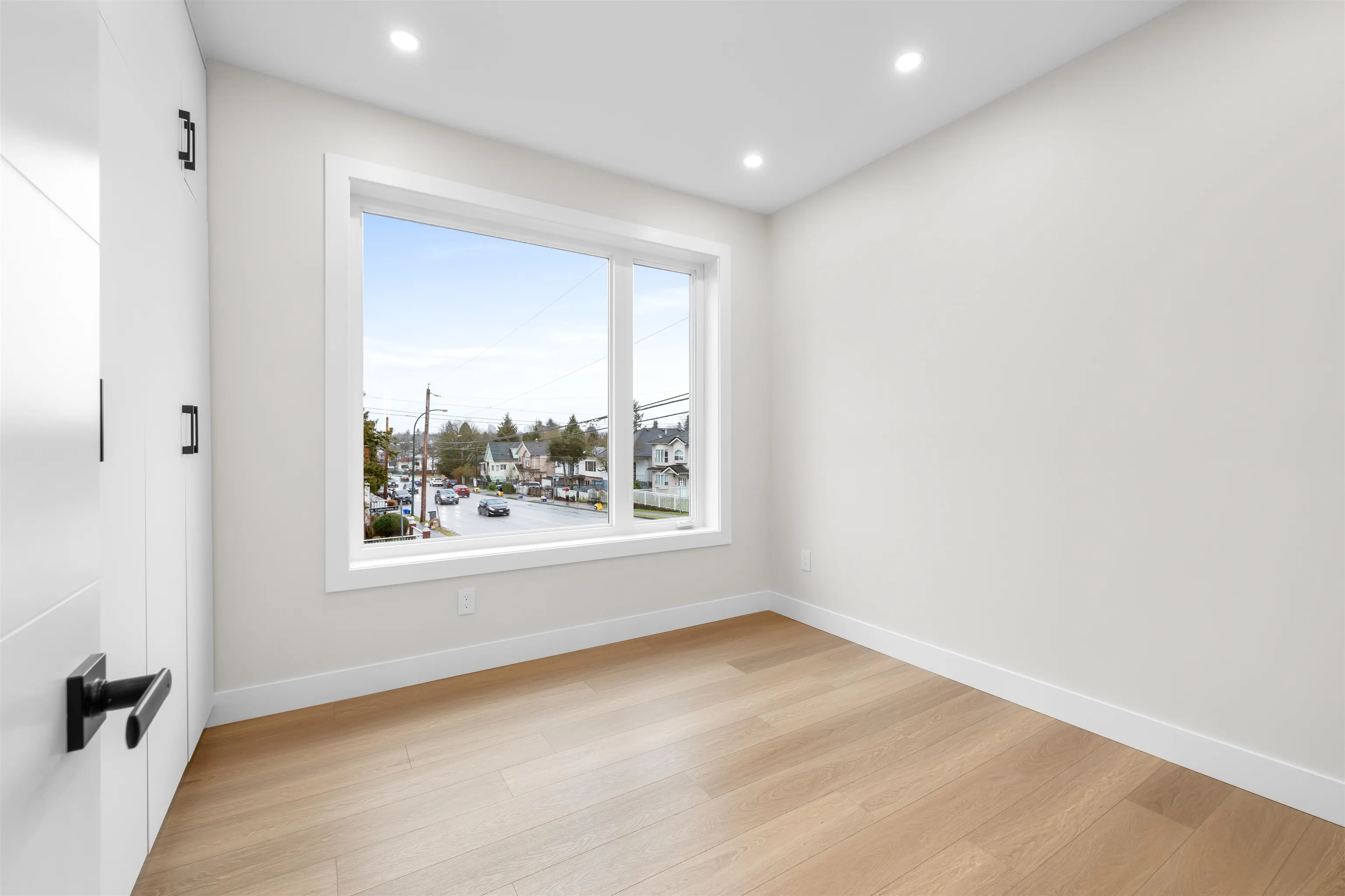 4041 St Catherines St.