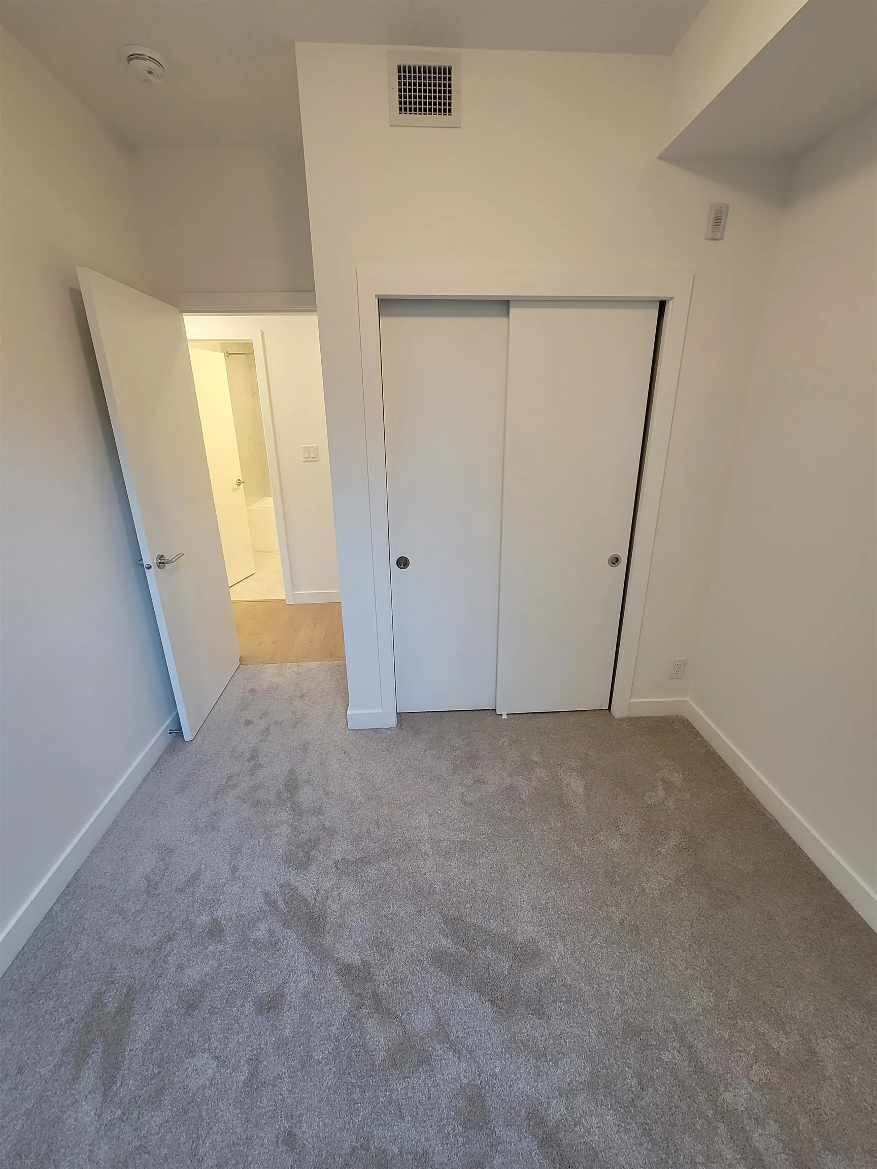116 150 James Road