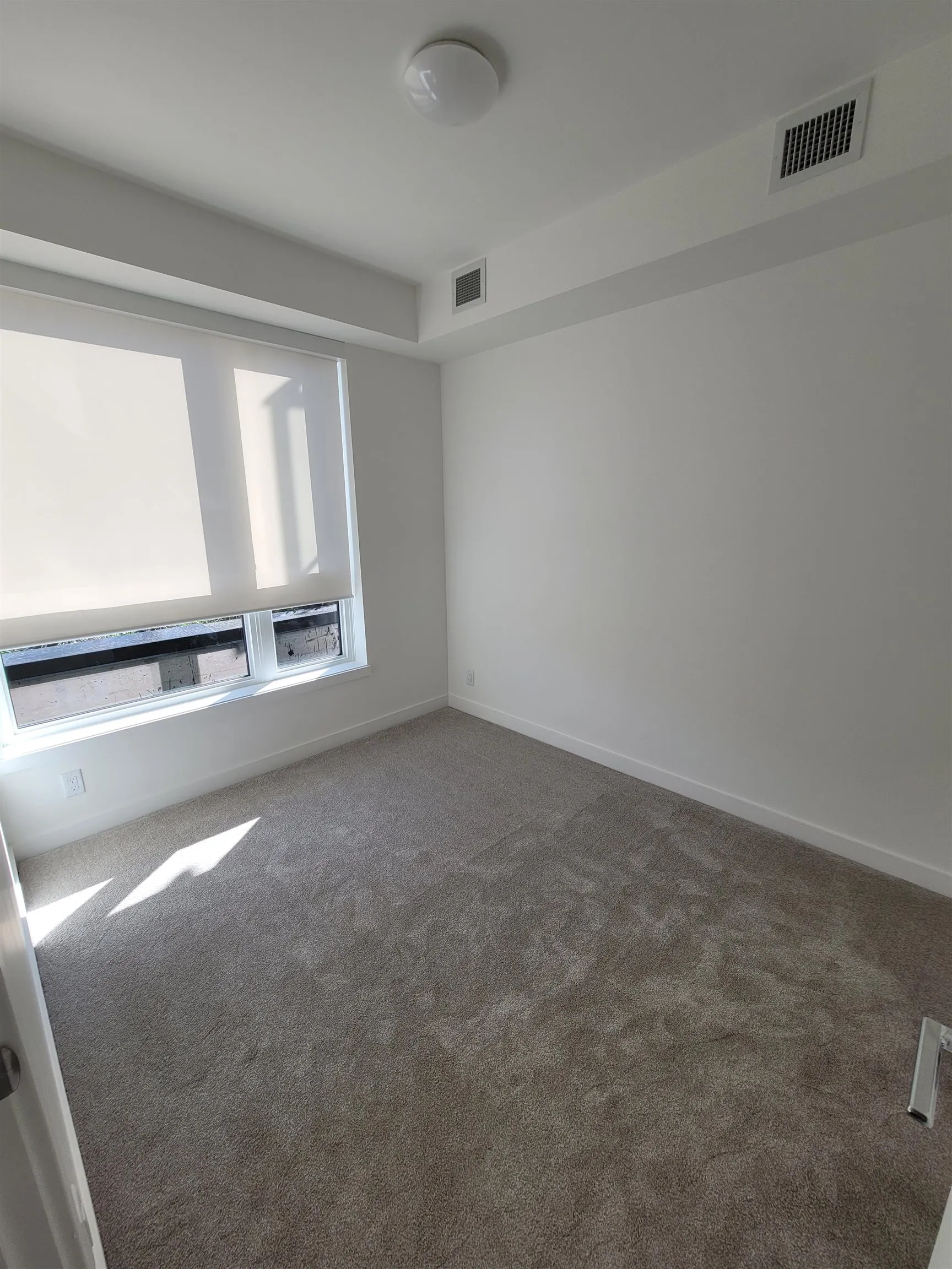 116 150 James Road