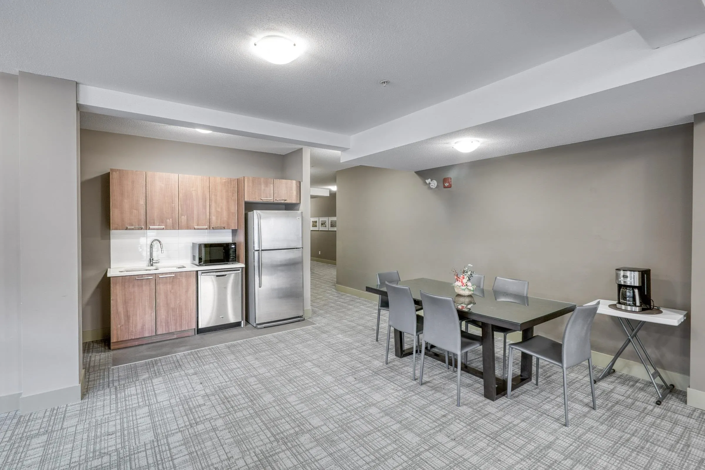 406 5811 177b Street