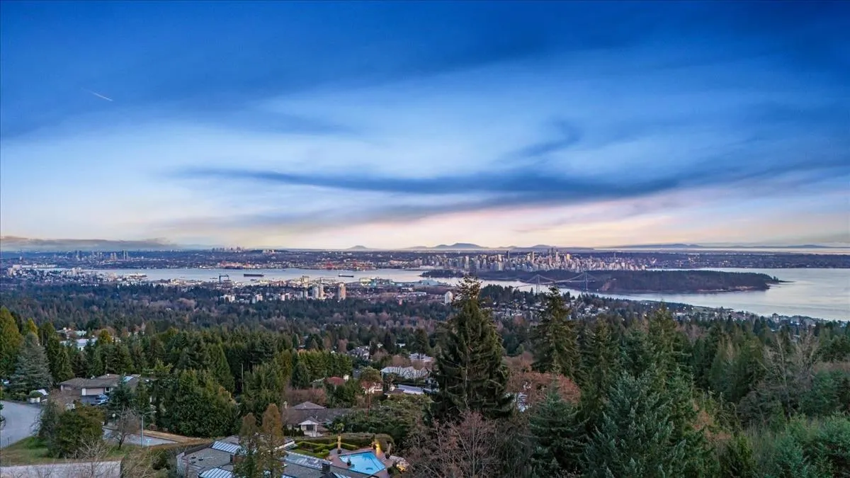 1125 Groveland Court