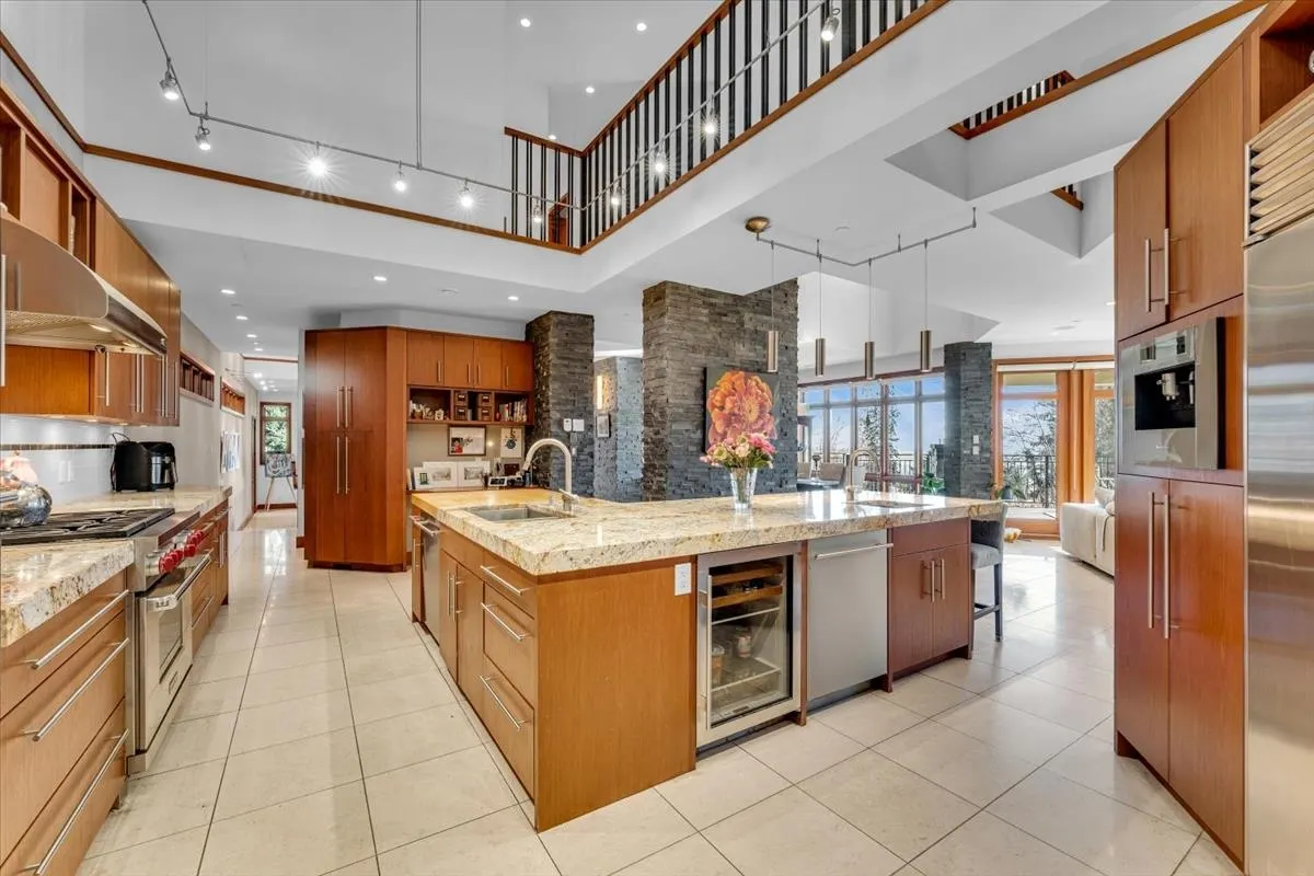 1125 Groveland Court