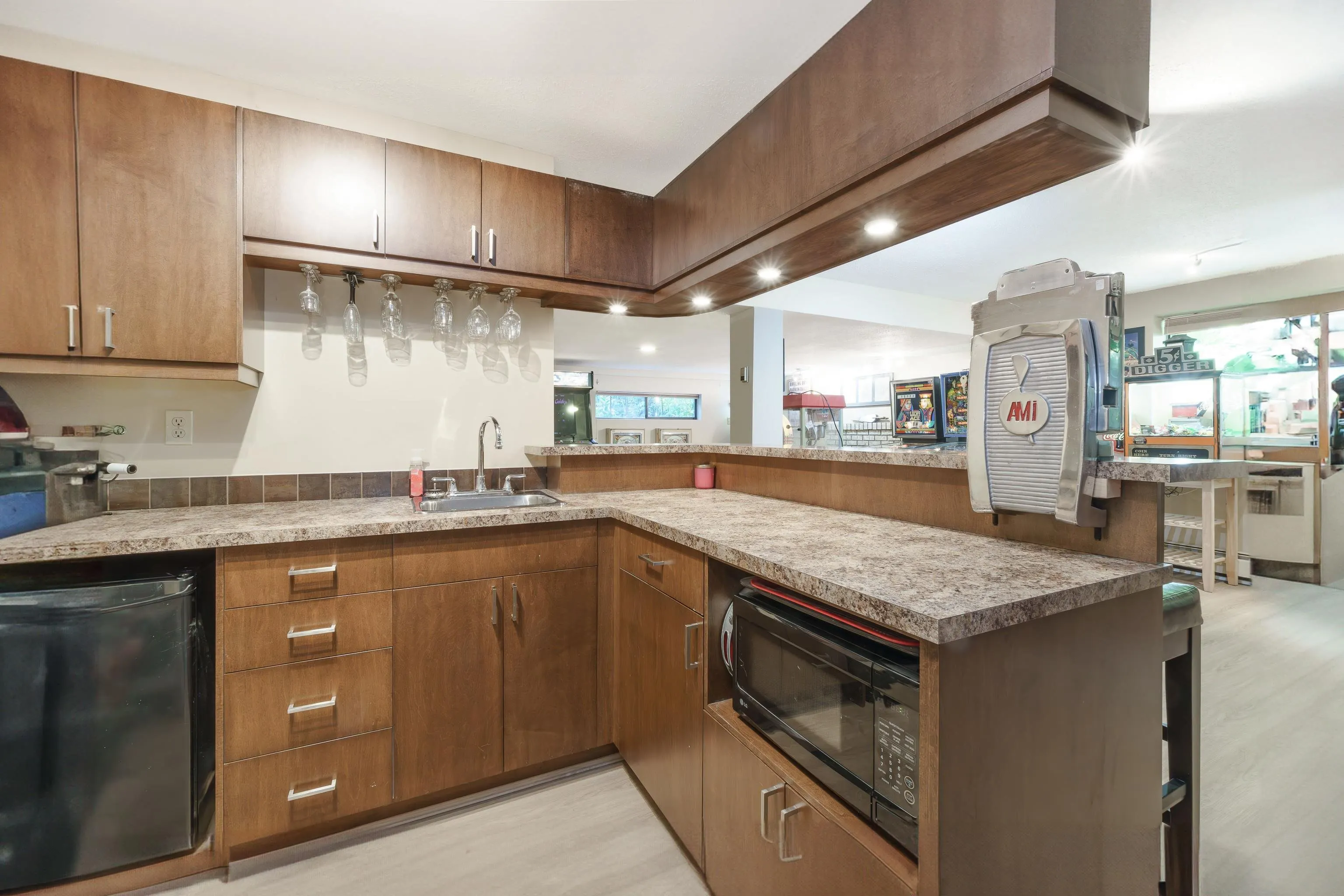 2475 Norcrest Court