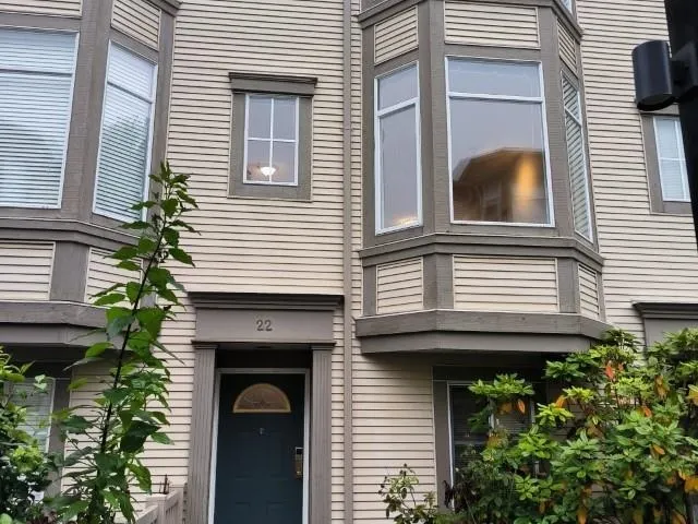 22 6111 No. 1 Road