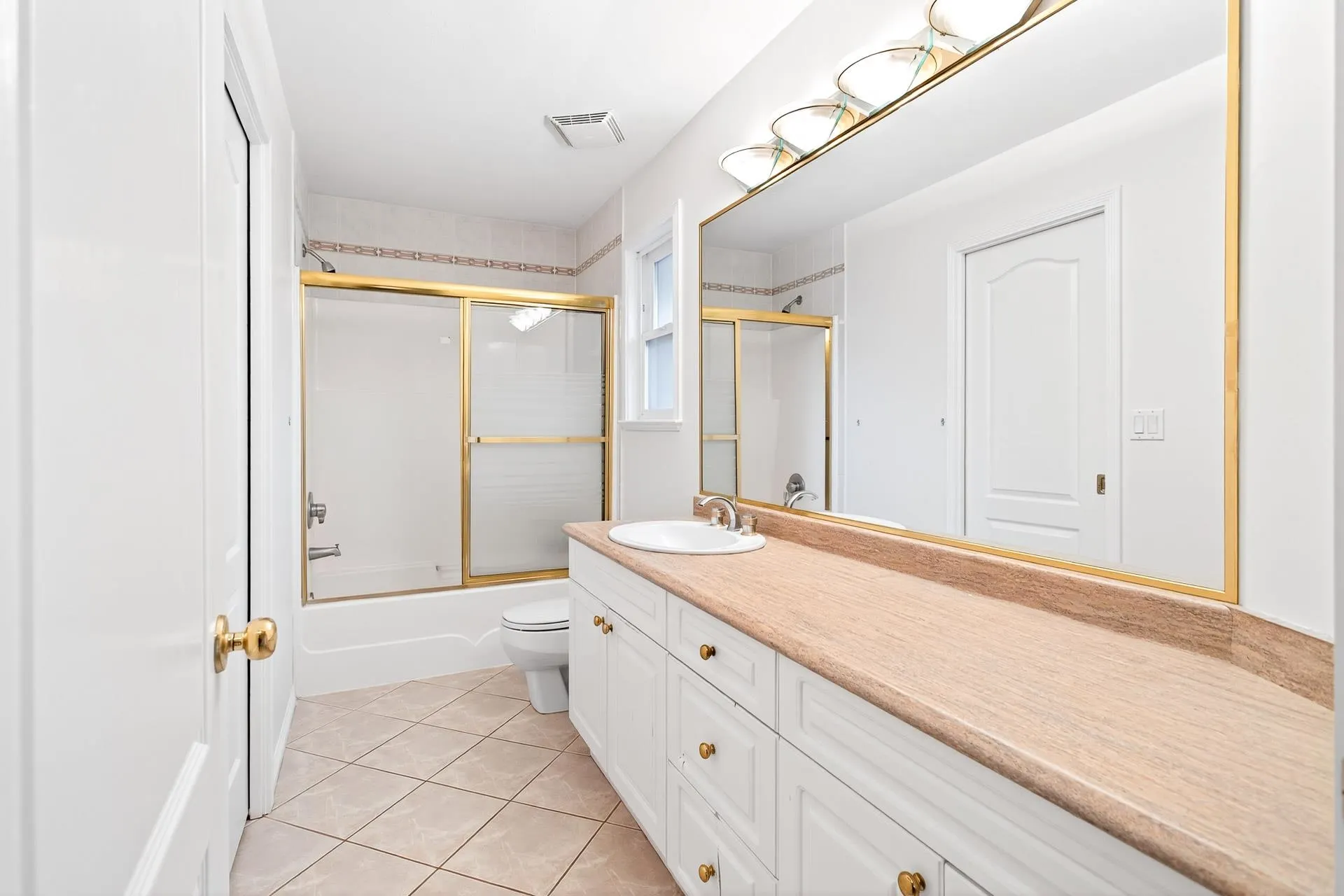 6748 Chateau Court