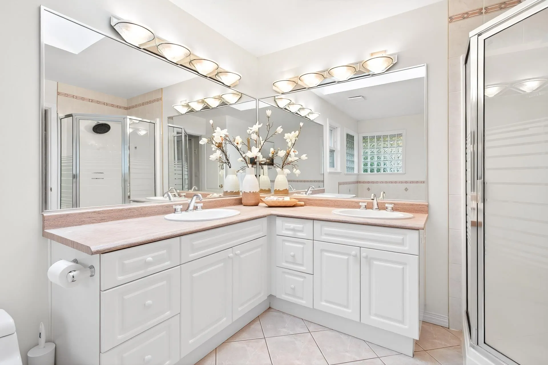 6748 Chateau Court