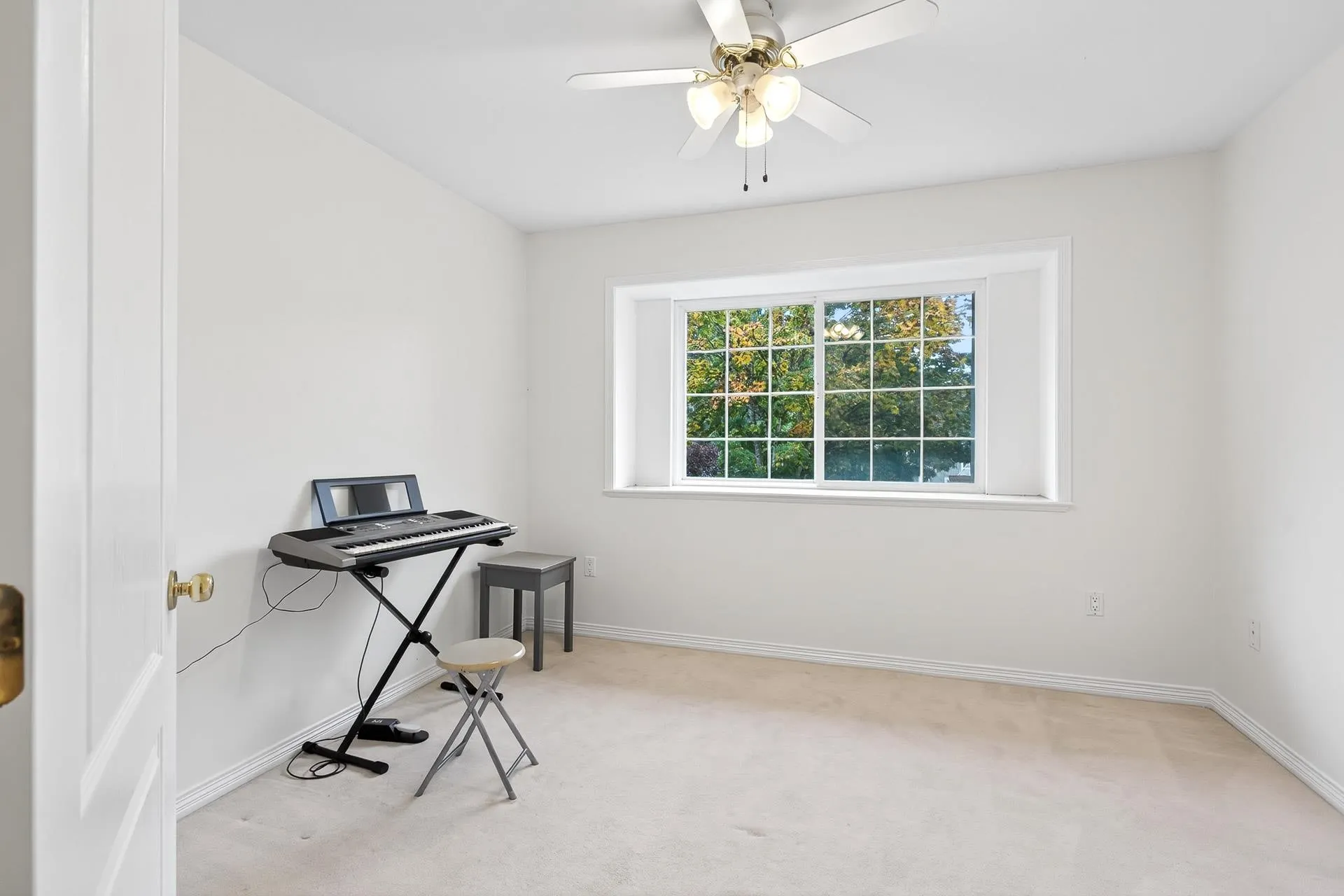 6748 Chateau Court