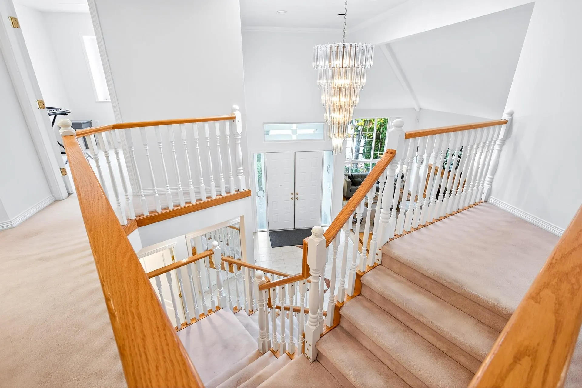 6748 Chateau Court