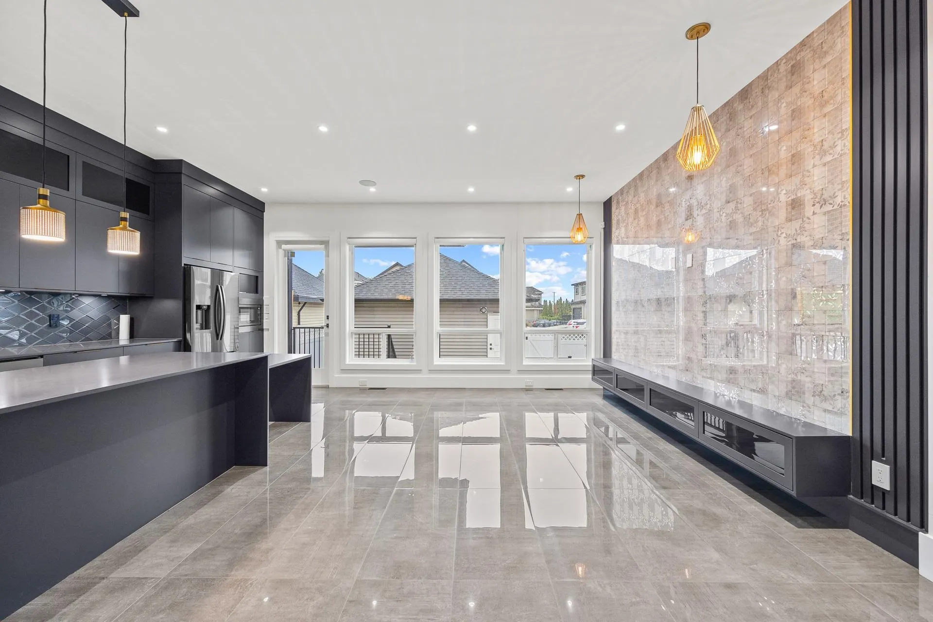 19228 Aloha Drive