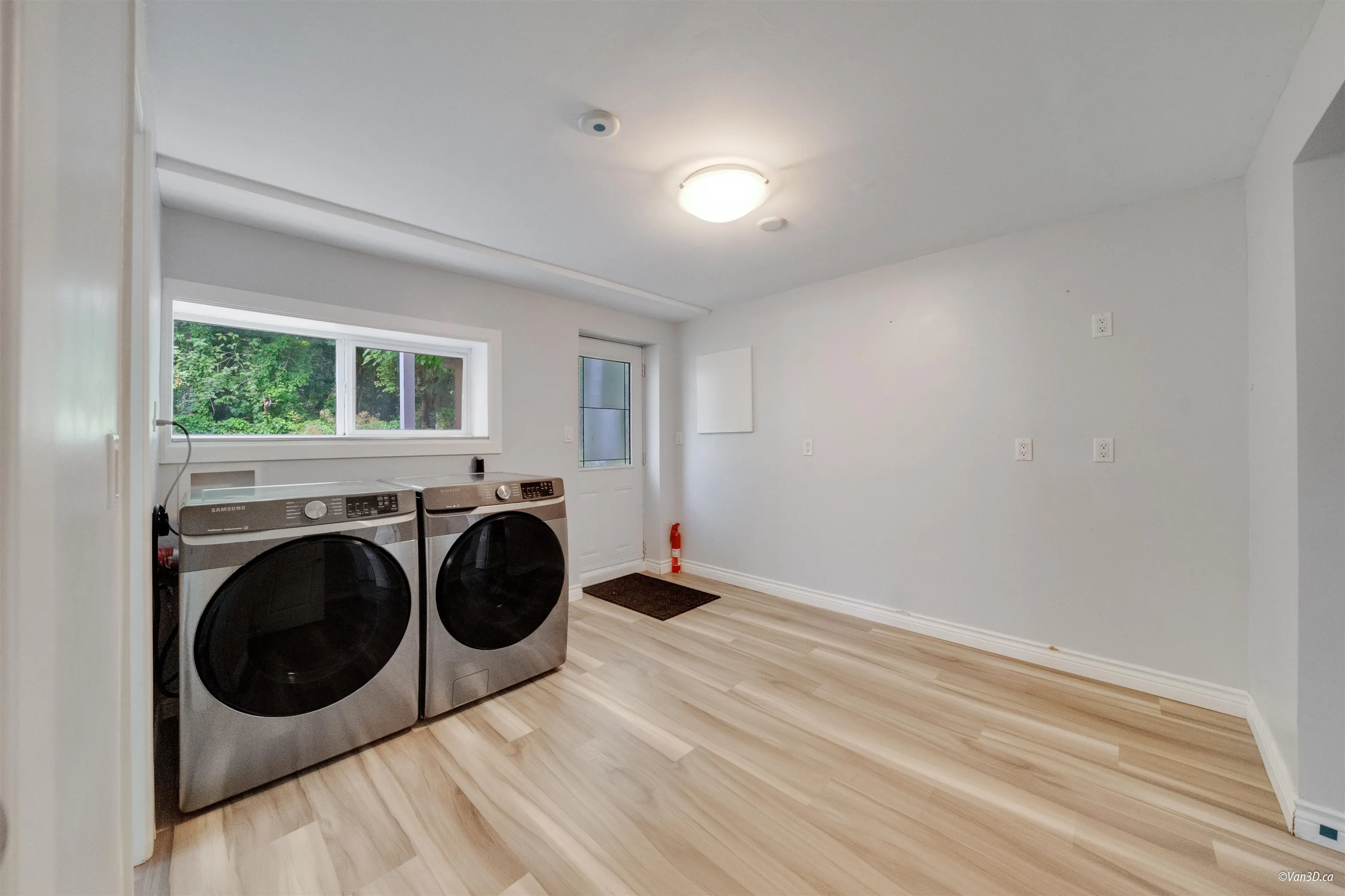 4366 Gilpin Crescent