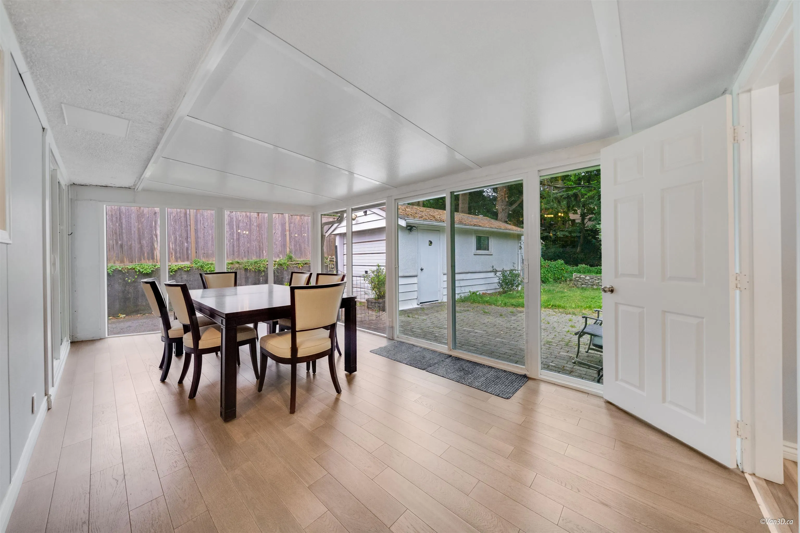 4366 Gilpin Crescent