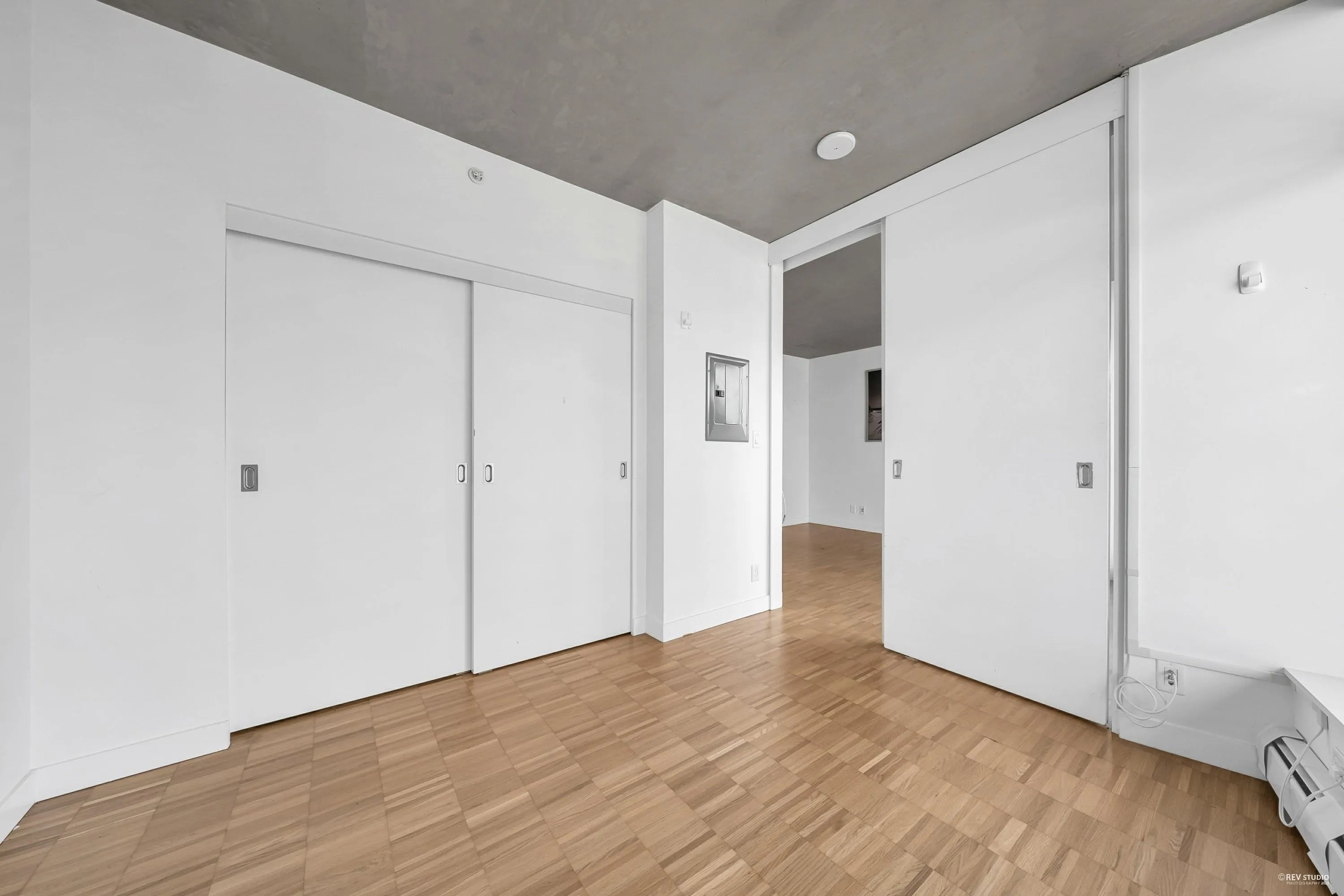 1707 108 W Cordova Street