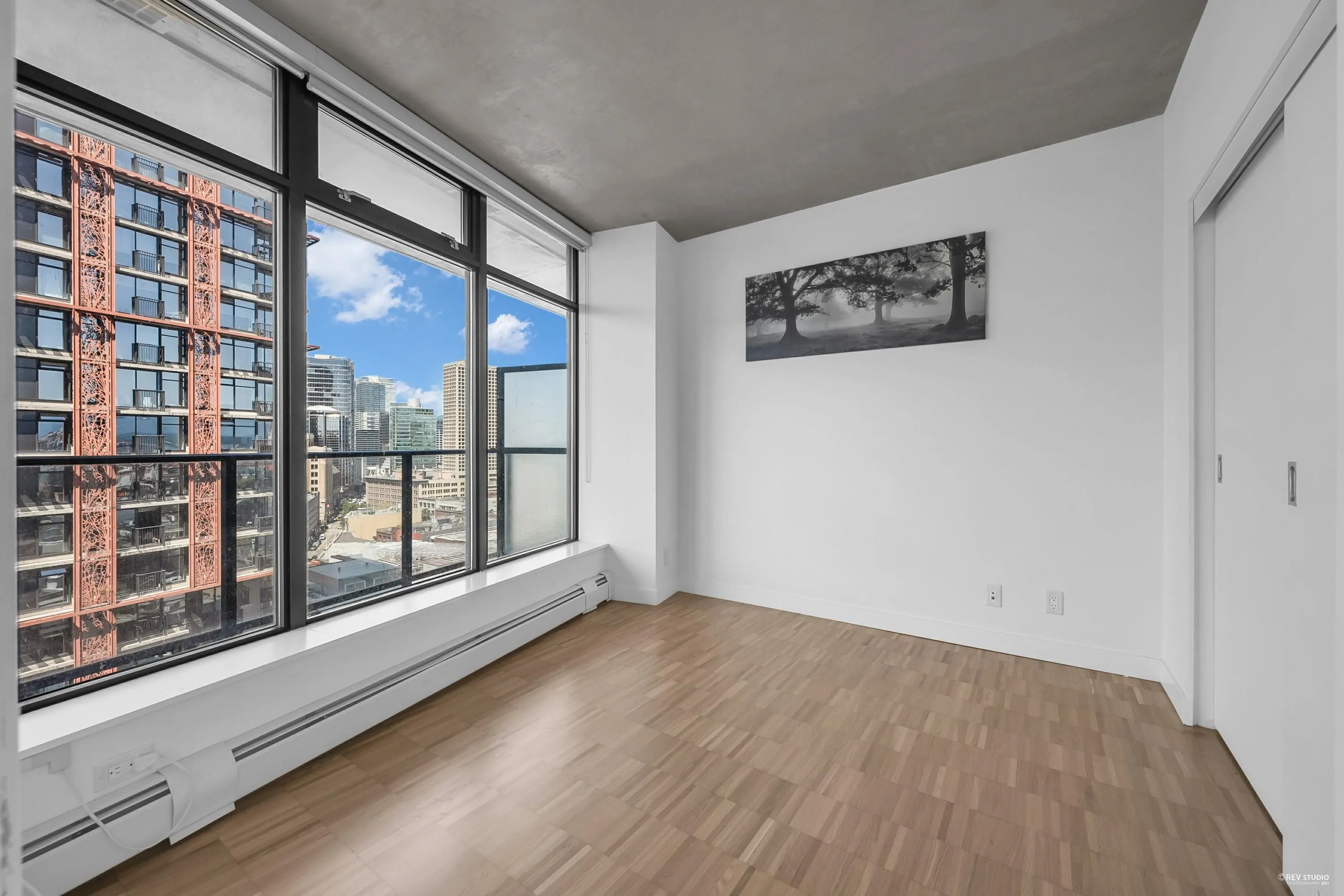 1707 108 W Cordova Street