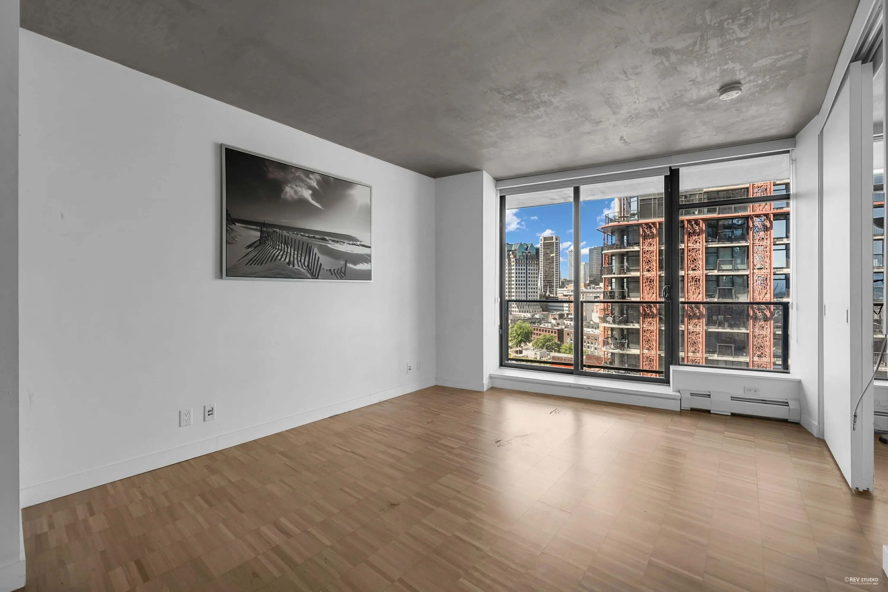 1707 108 W Cordova Street