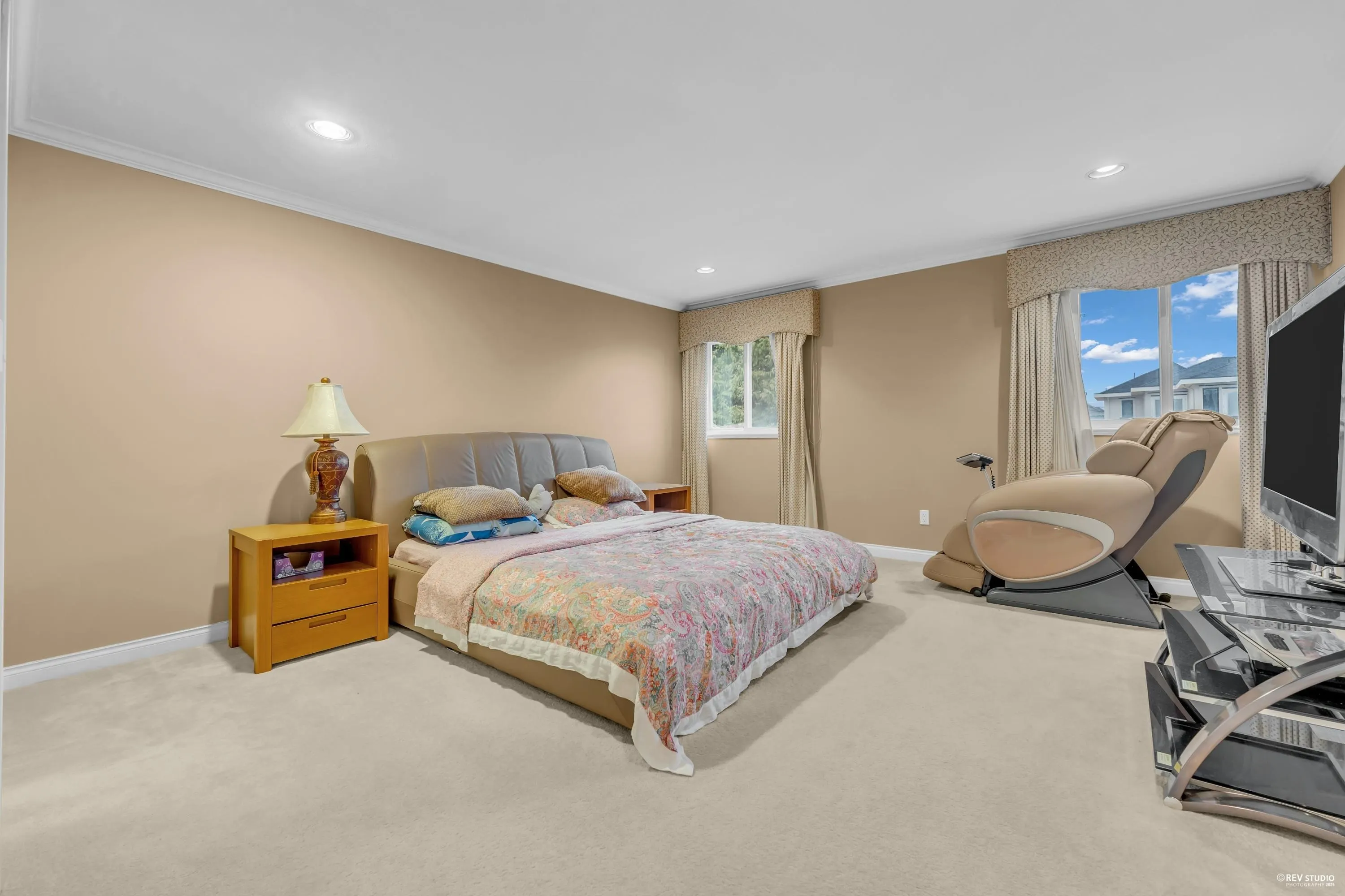 3673 Lockhart Road