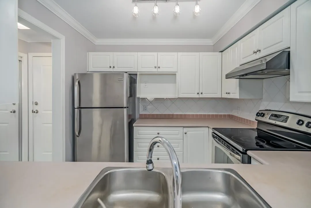 101 2229 152nd Street