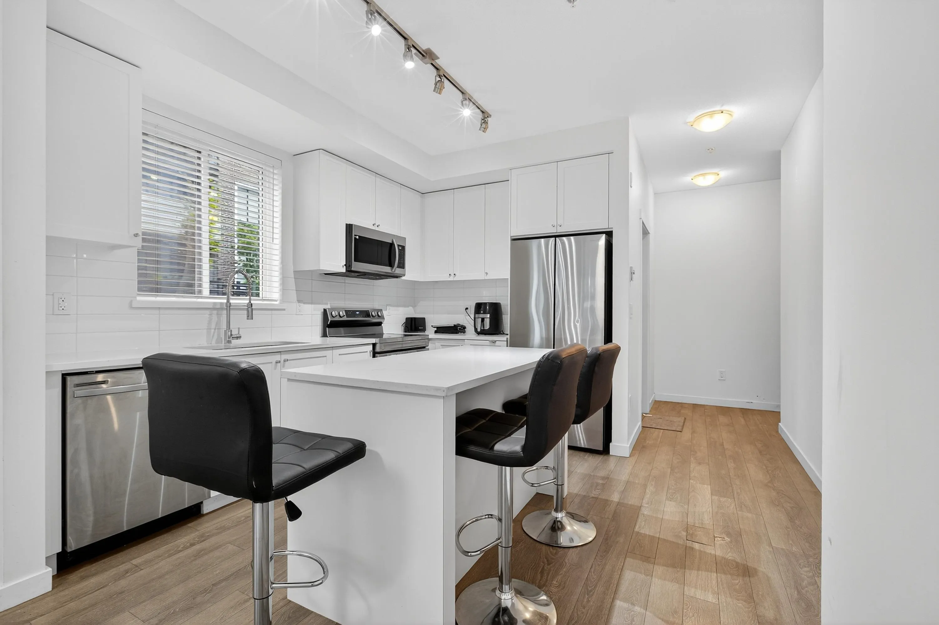 108 15825 85 Avenue
