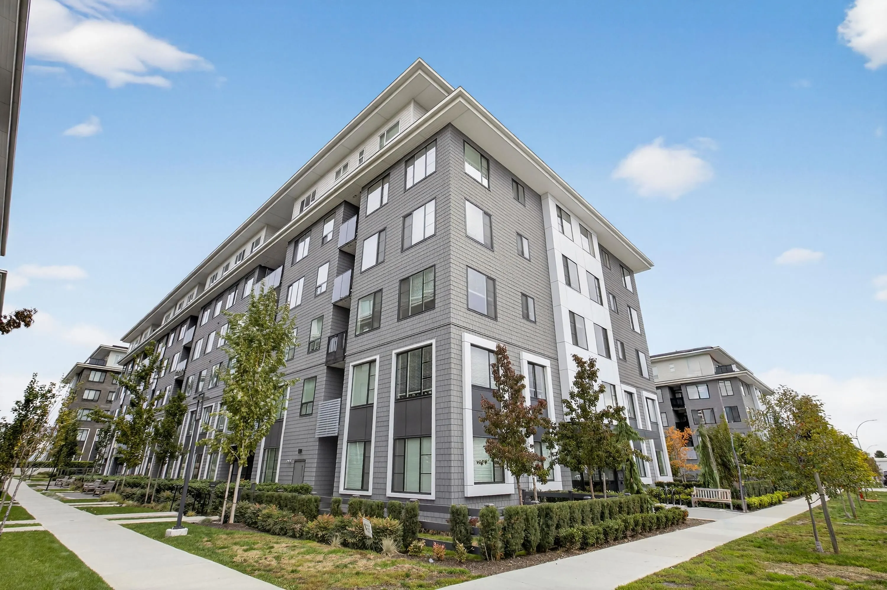 108 15825 85 Avenue