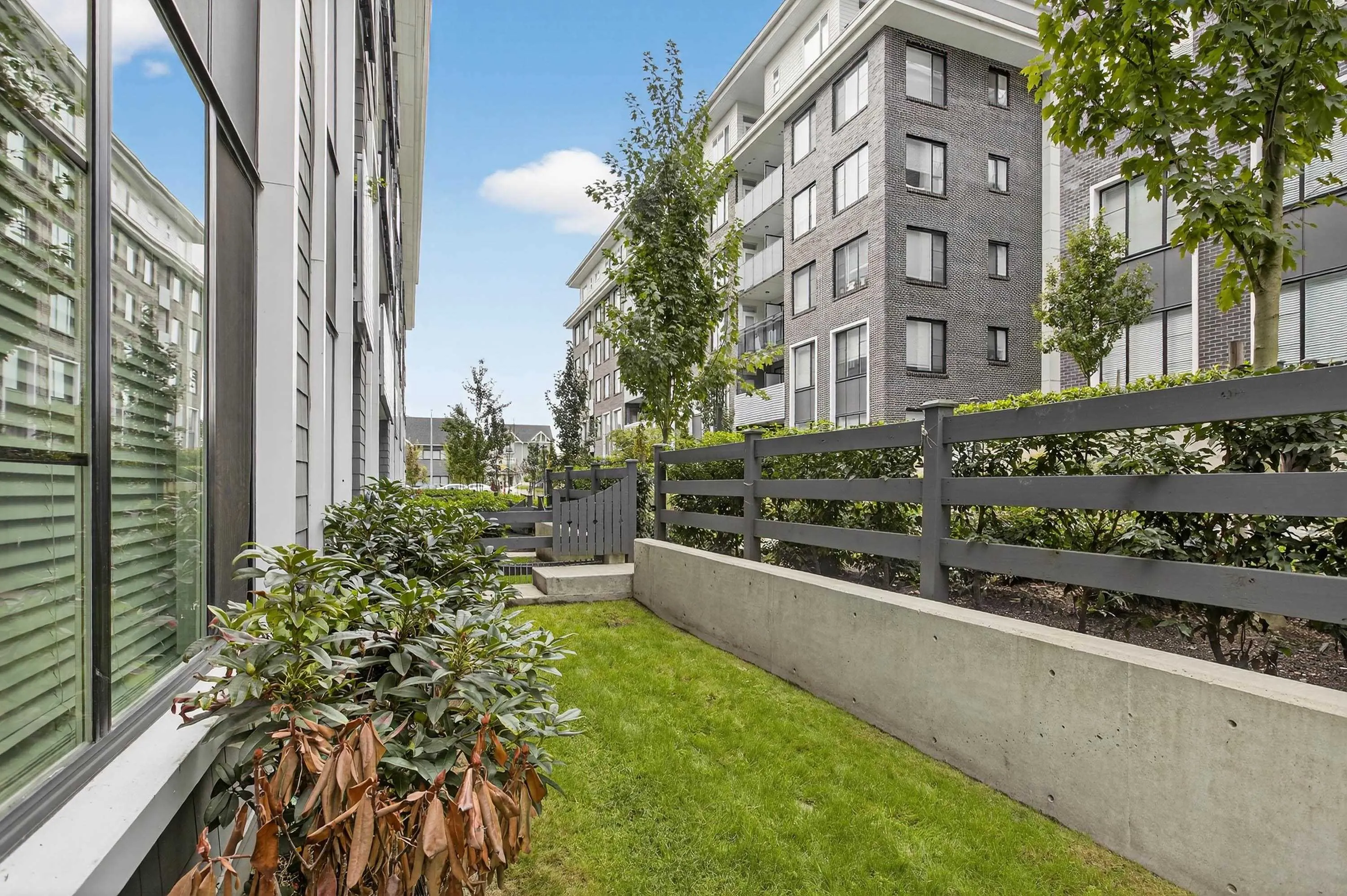 108 15825 85 Avenue