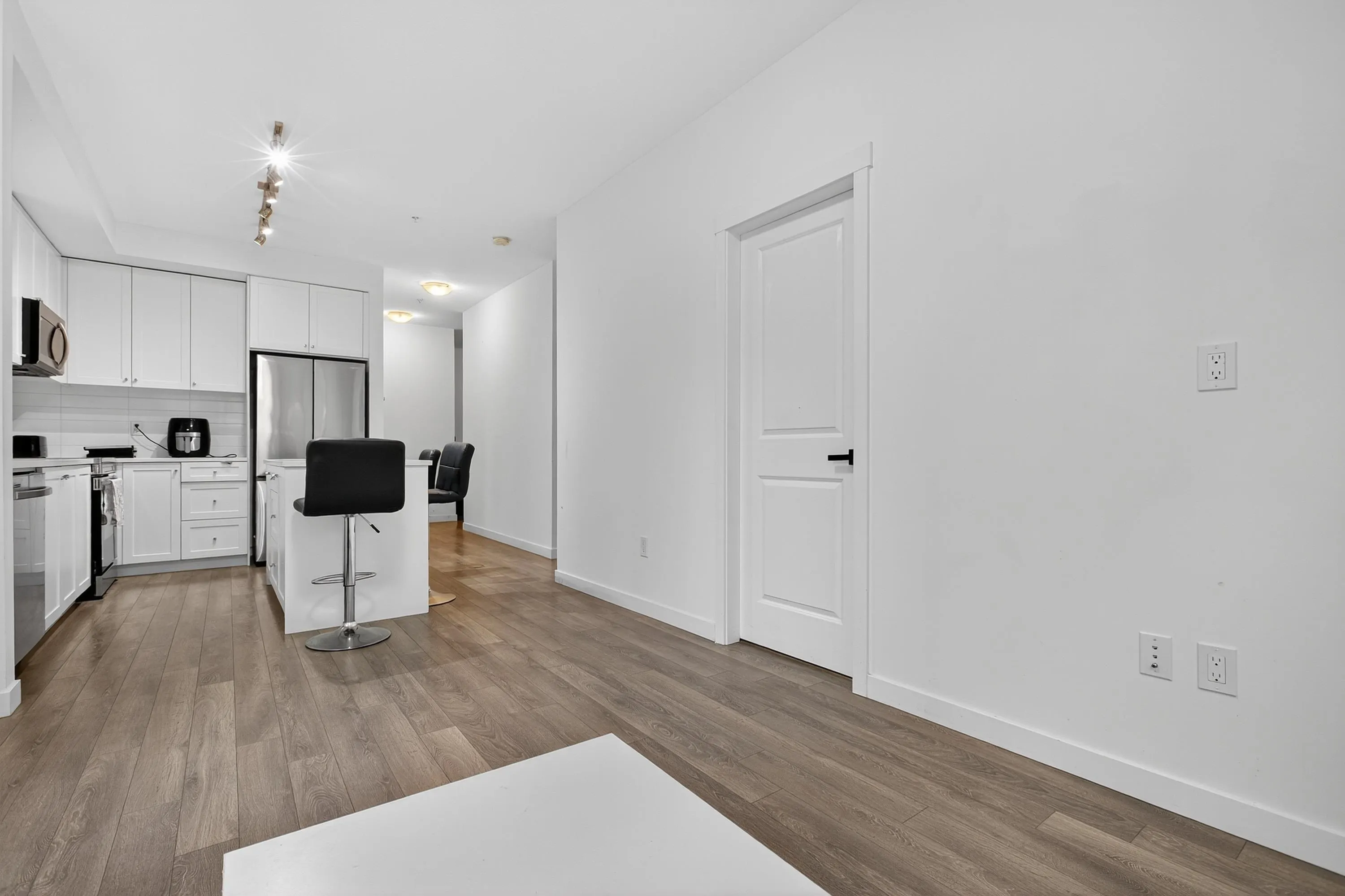 108 15825 85 Avenue
