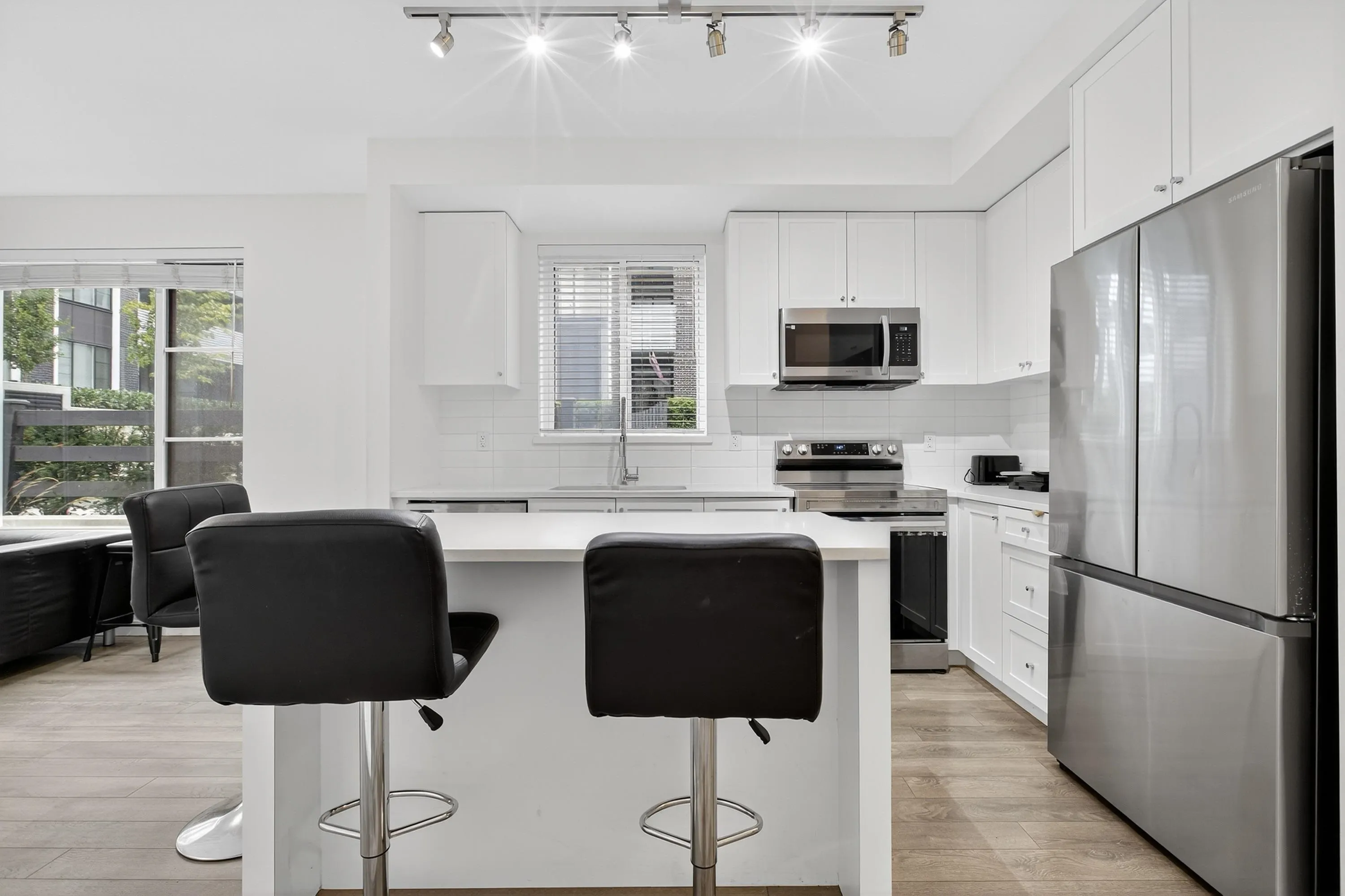 108 15825 85 Avenue