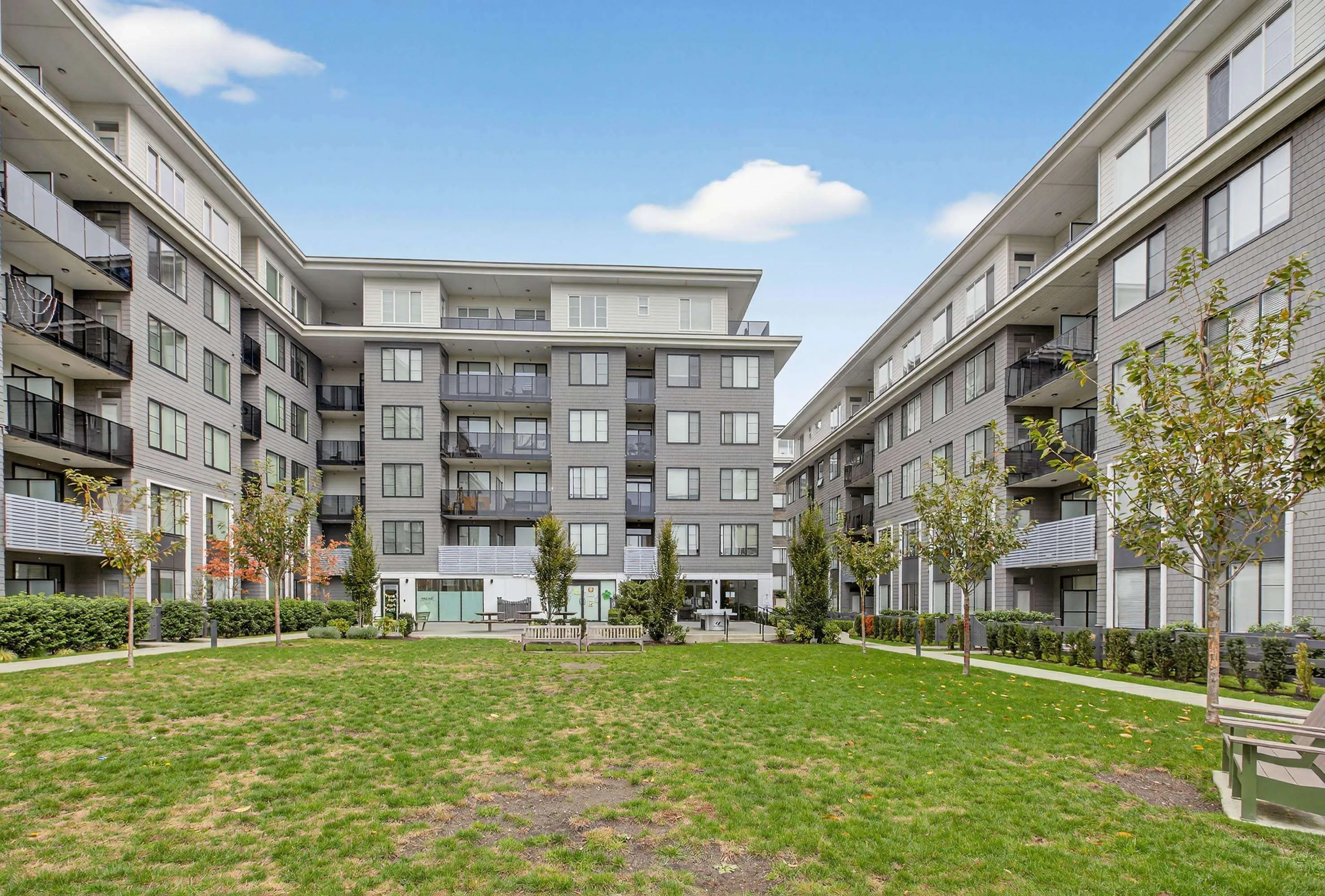 108 15825 85 Avenue