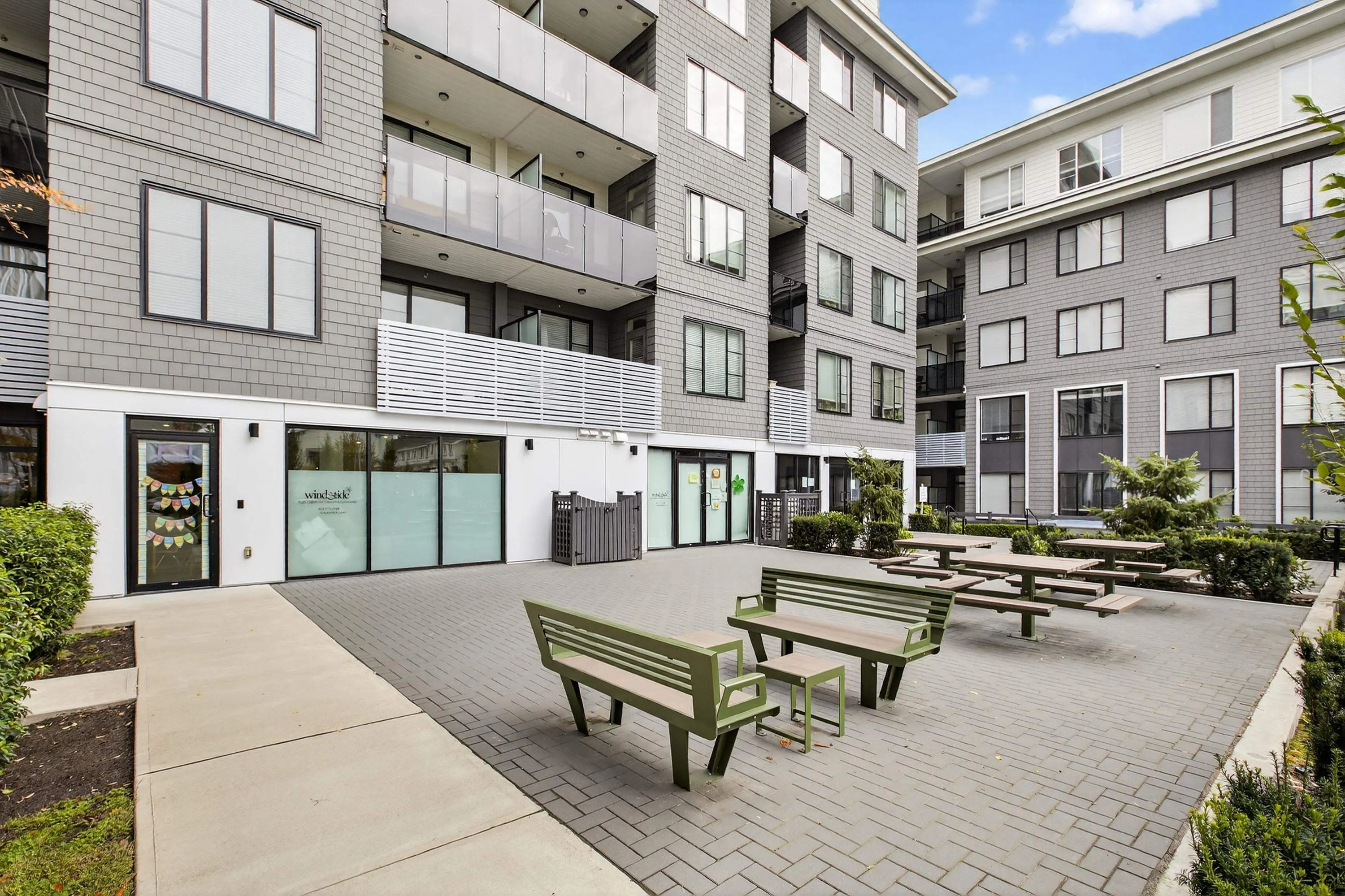 108 15825 85 Avenue