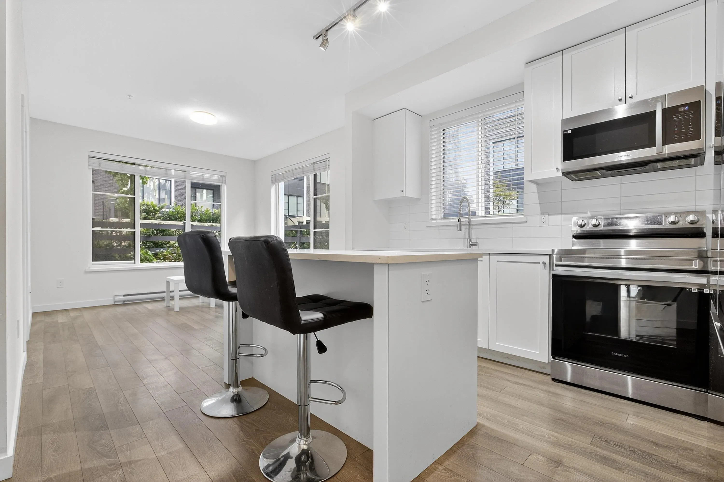 108 15825 85 Avenue