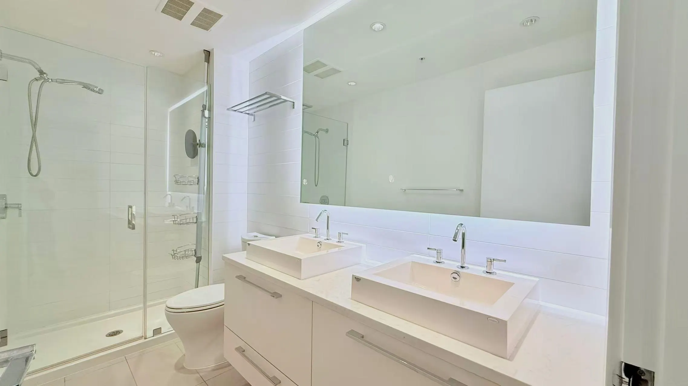 1907 7358 Edmonds Street