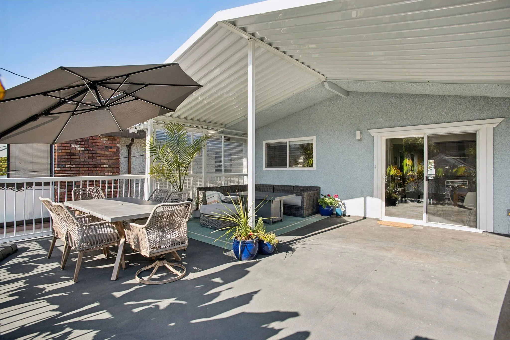 2790 Napier Street