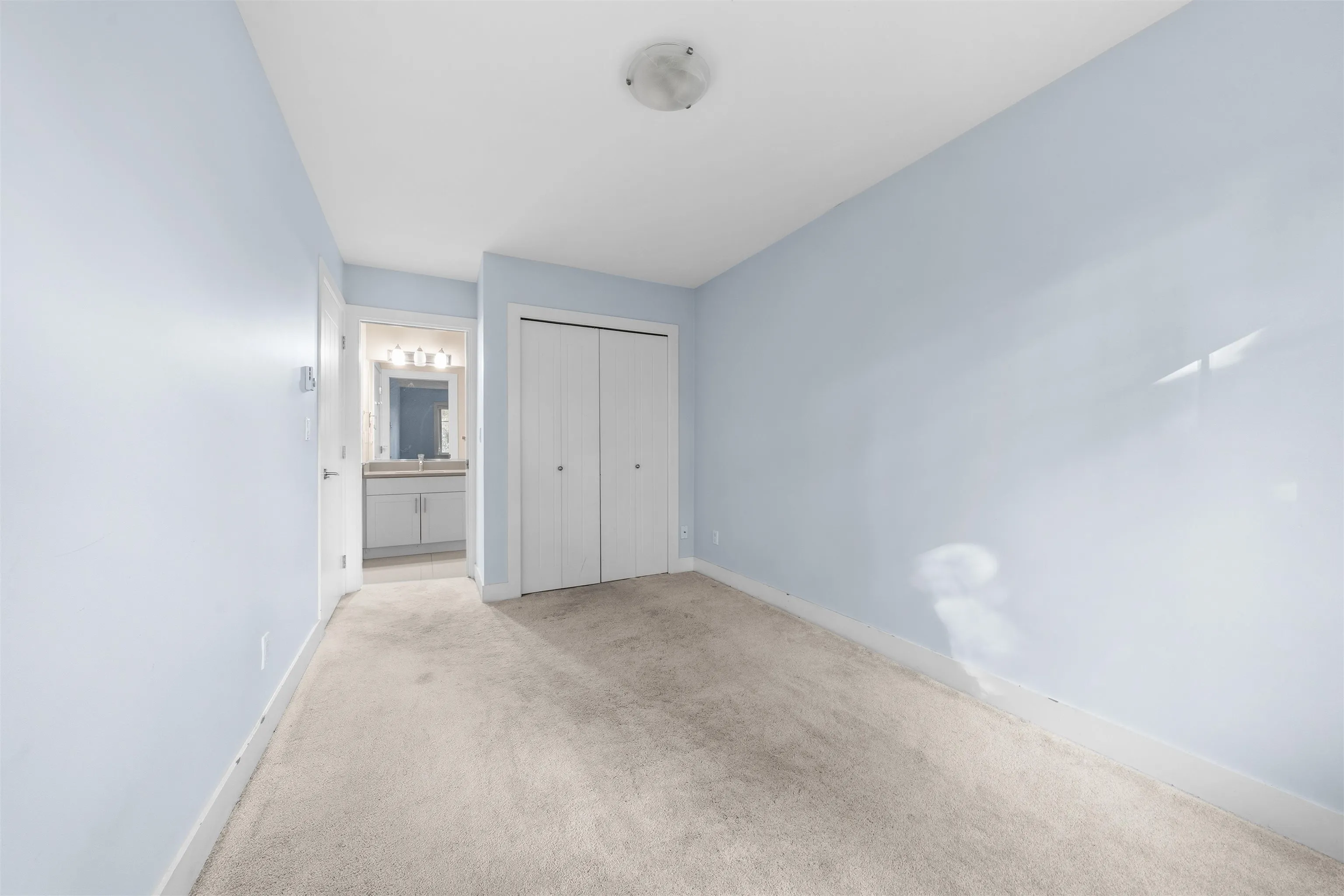 119 13368 72 Avenue