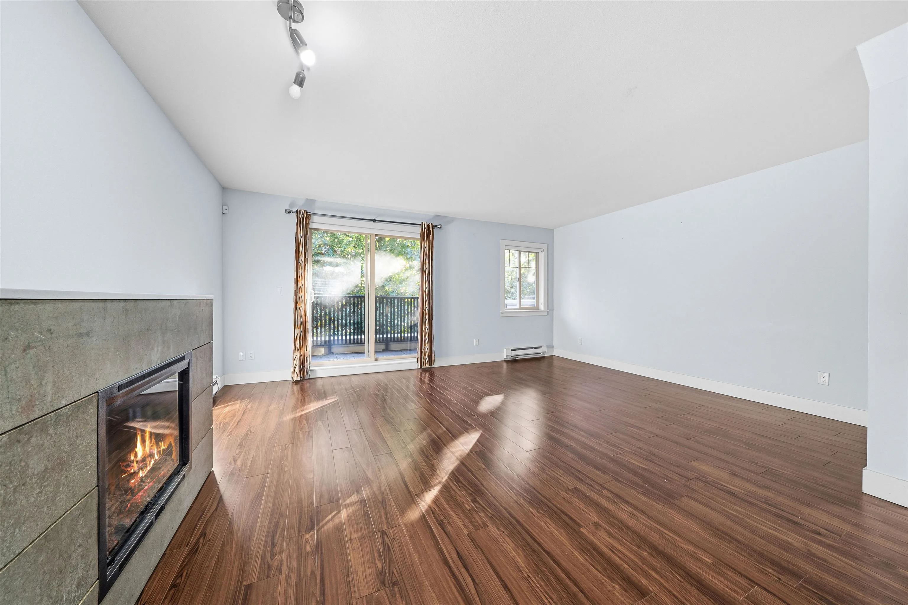 119 13368 72 Avenue