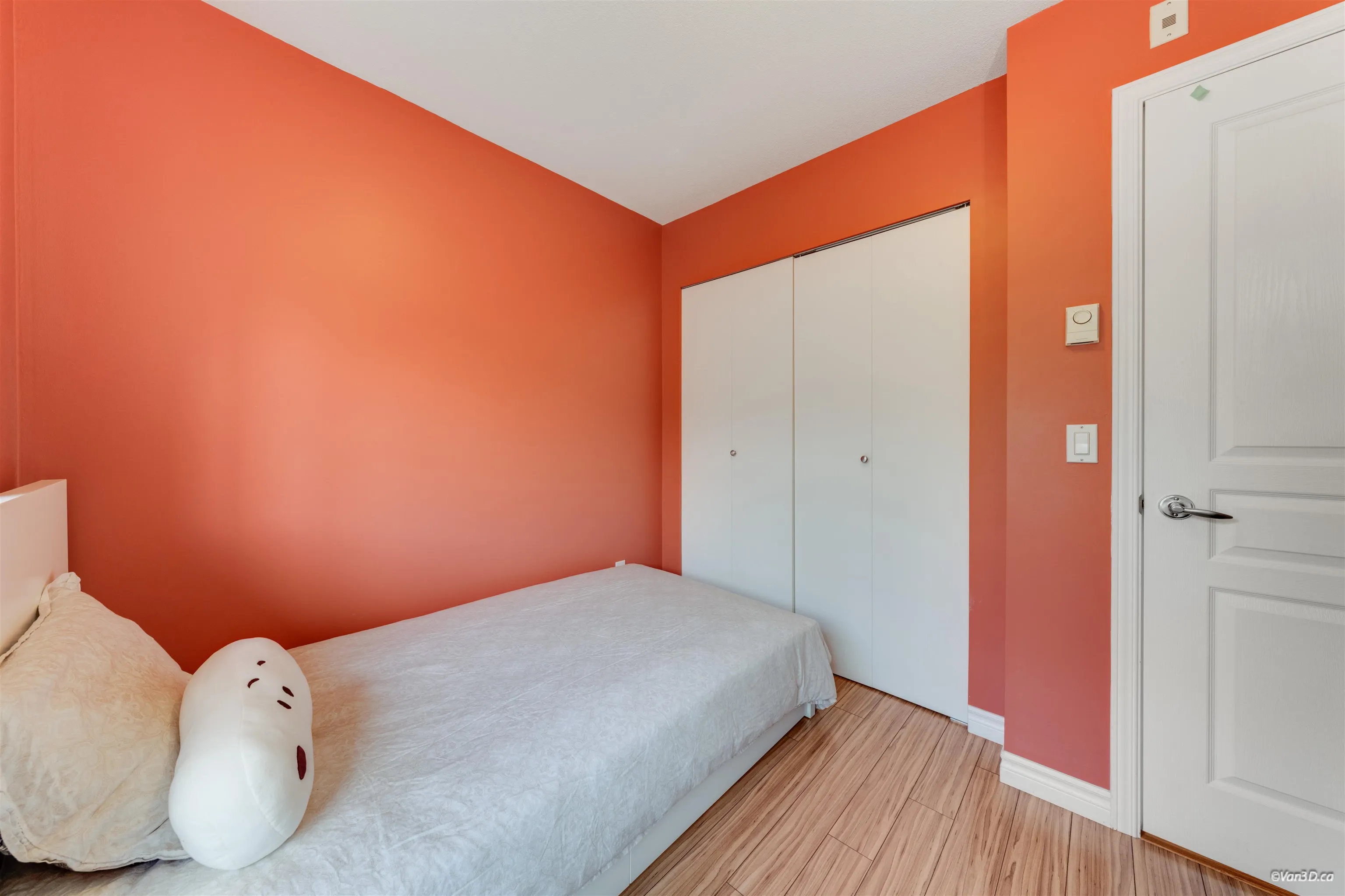 7371 Magnolia Terrace